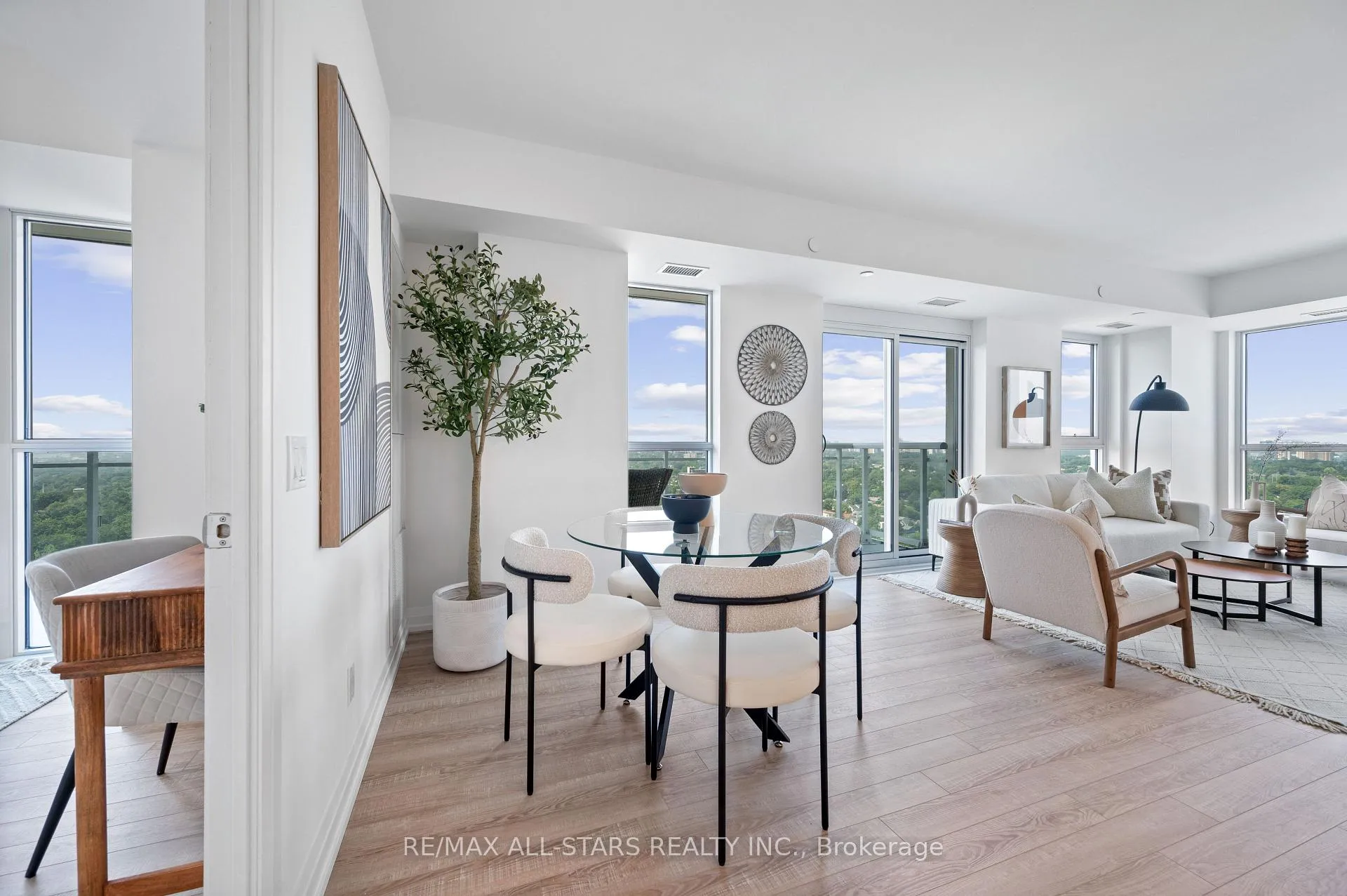 Photo 11 of Unit 2301, 286 Main Street, Toronto, East End-Danforth — HOMEH