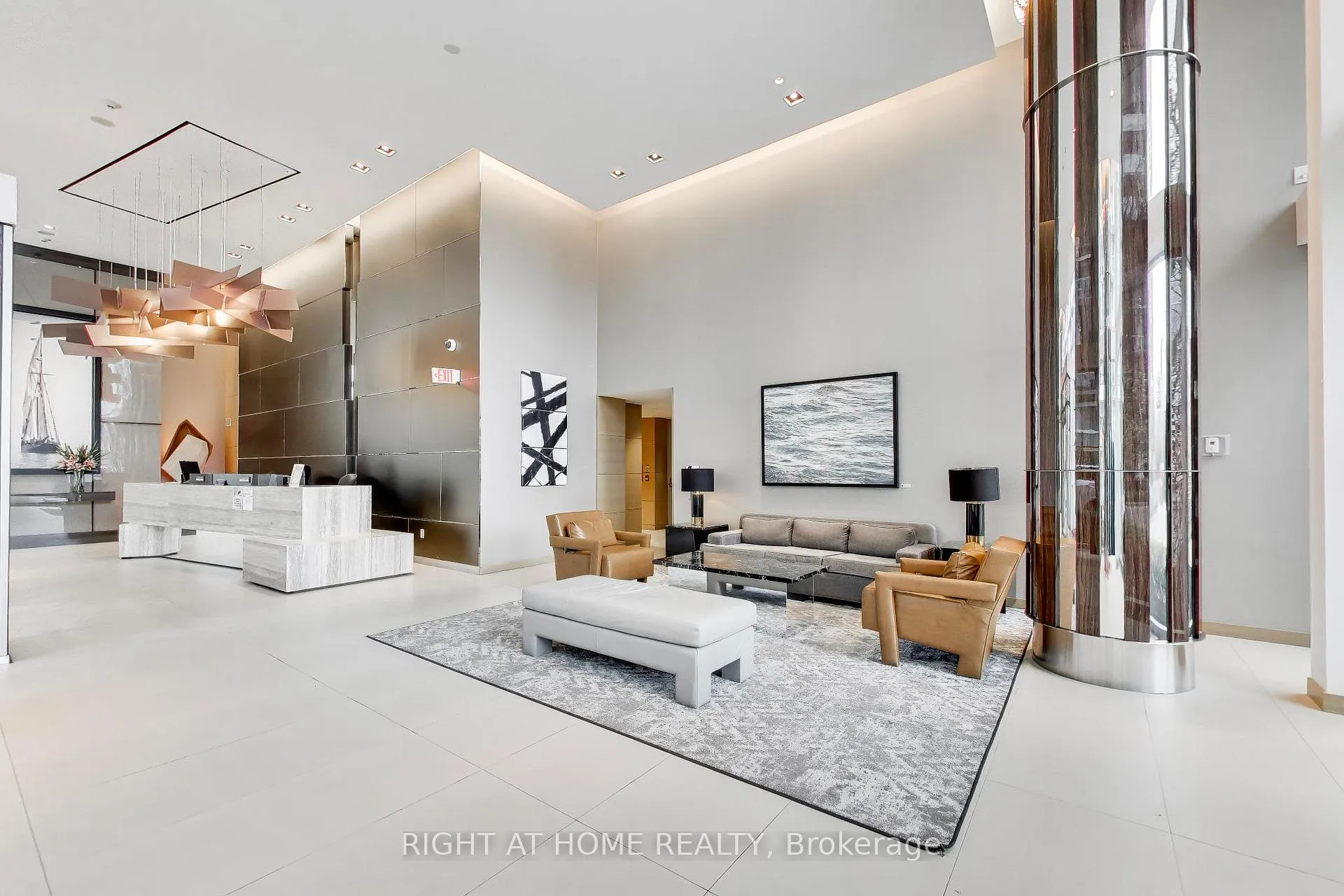 Photo 3 of Unit 918, 39 Queens Quay E, Toronto, Waterfront Communities — HOMEH