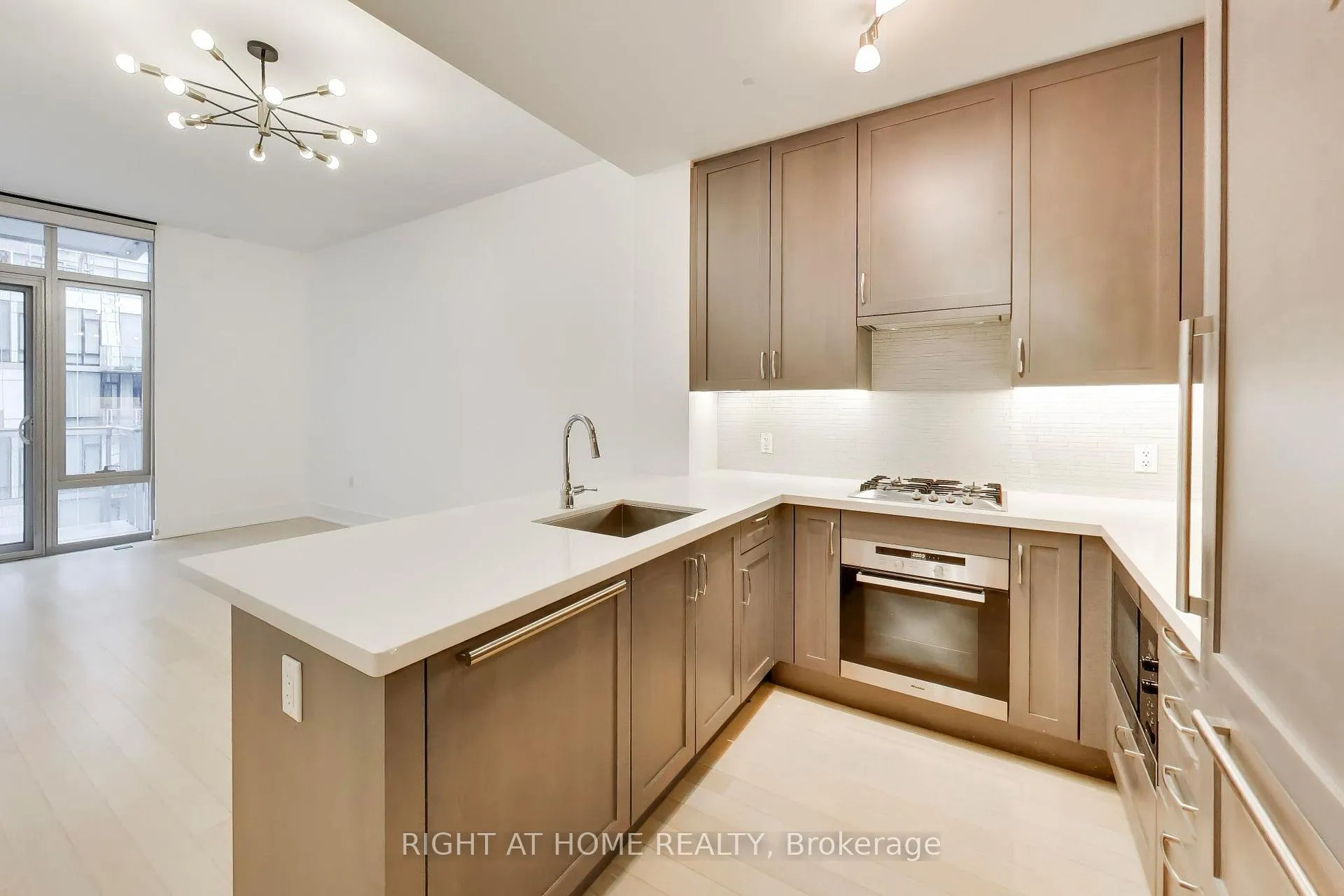 Photo 14 of Unit 918, 39 Queens Quay E, Toronto, Waterfront Communities — HOMEH