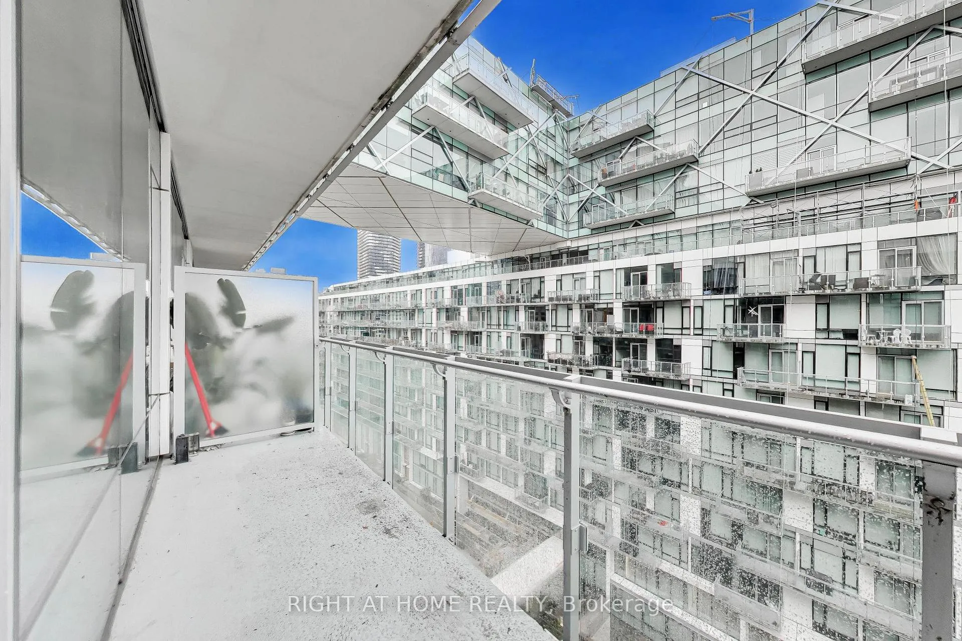 Photo 24 of Unit 918, 39 Queens Quay E, Toronto, Waterfront Communities — HOMEH