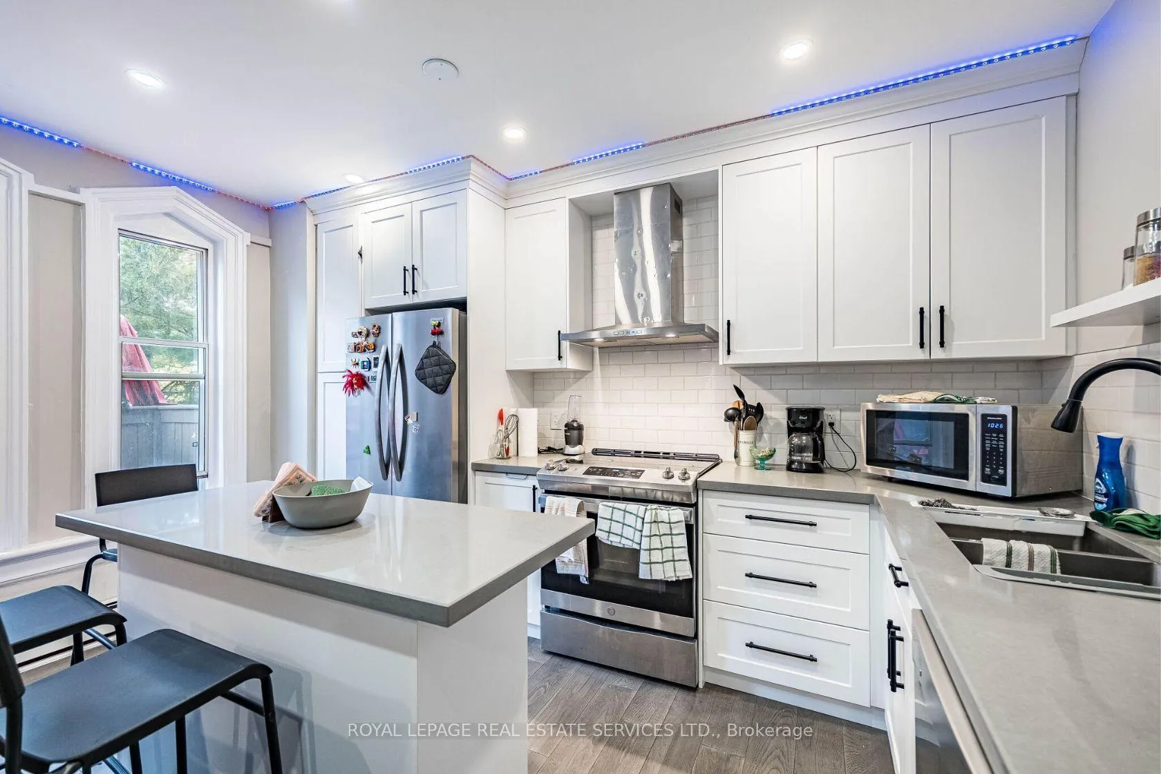 Photo 4 of 294 Gerrard Street E, Toronto, Moss Park — HOMEH