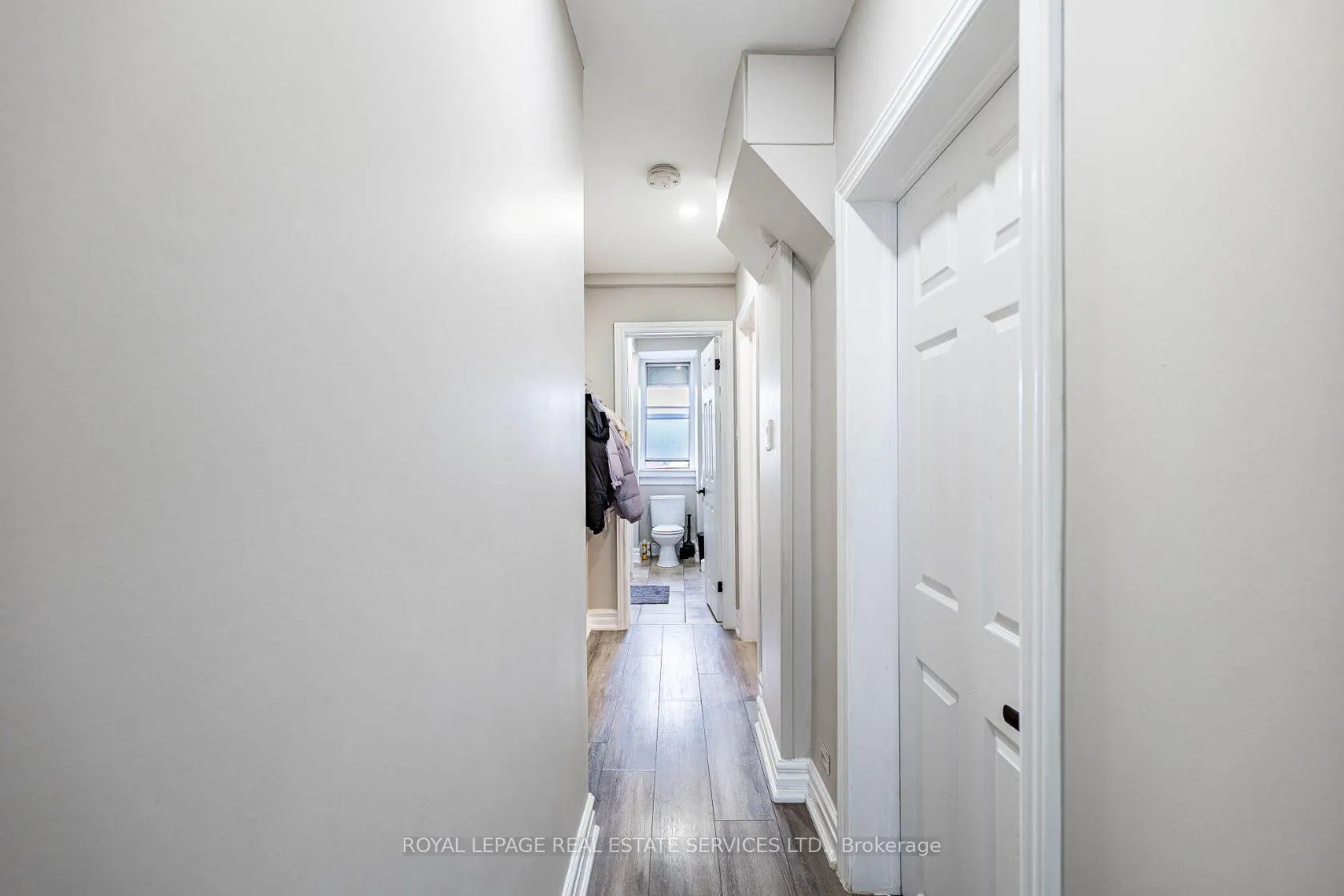 Photo 6 of 294 Gerrard Street E, Toronto, Moss Park — HOMEH