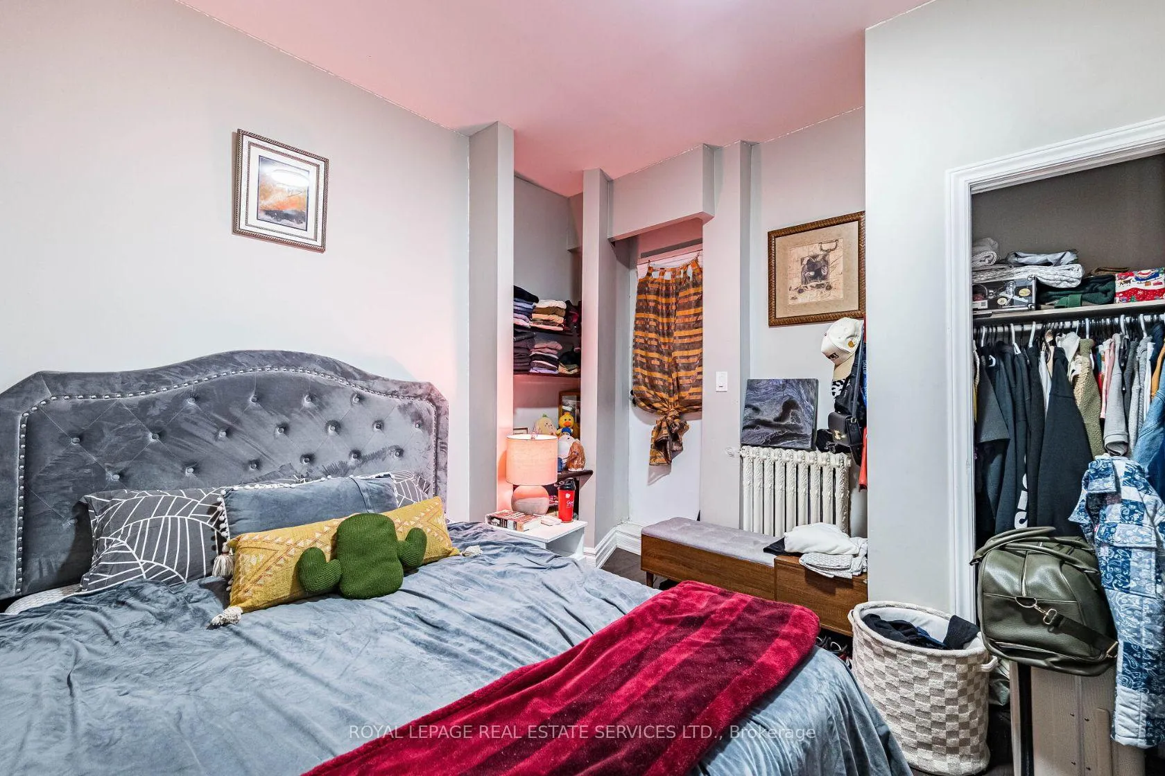 Photo 12 of 294 Gerrard Street E, Toronto, Moss Park — HOMEH