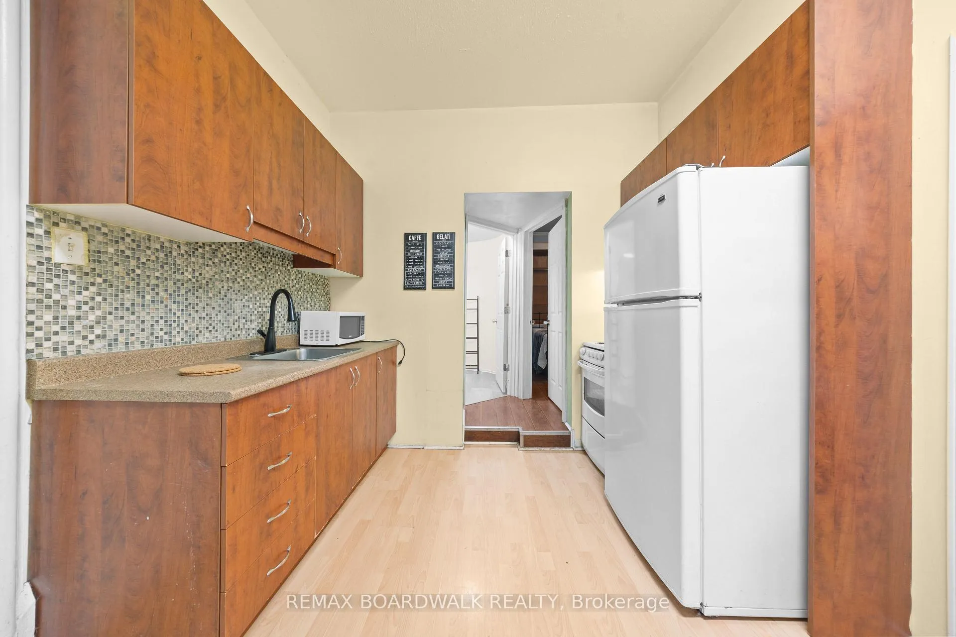 Photo 7 of Unit 2, 155 Stewart Street, Ottawa, Sandy Hill — HOMEH