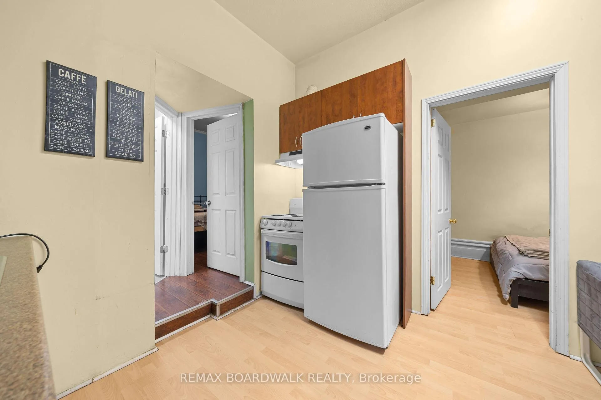 Photo 11 of Unit 2, 155 Stewart Street, Ottawa, Sandy Hill — HOMEH