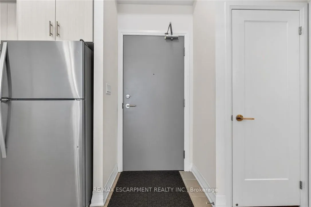 Photo 7 of Unit 516, 10 Concord Place, Grimsby, Grimsby Beach — HOMEH