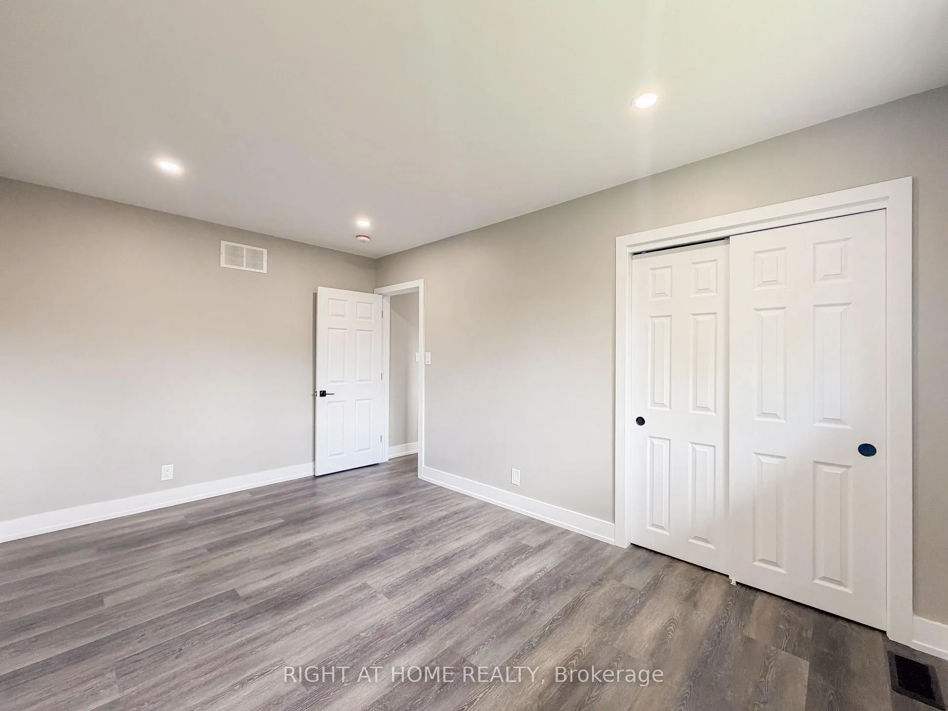 Photo 12 of Unit Upper, 298 Dover Street, Oshawa, Eastdale — HOMEH