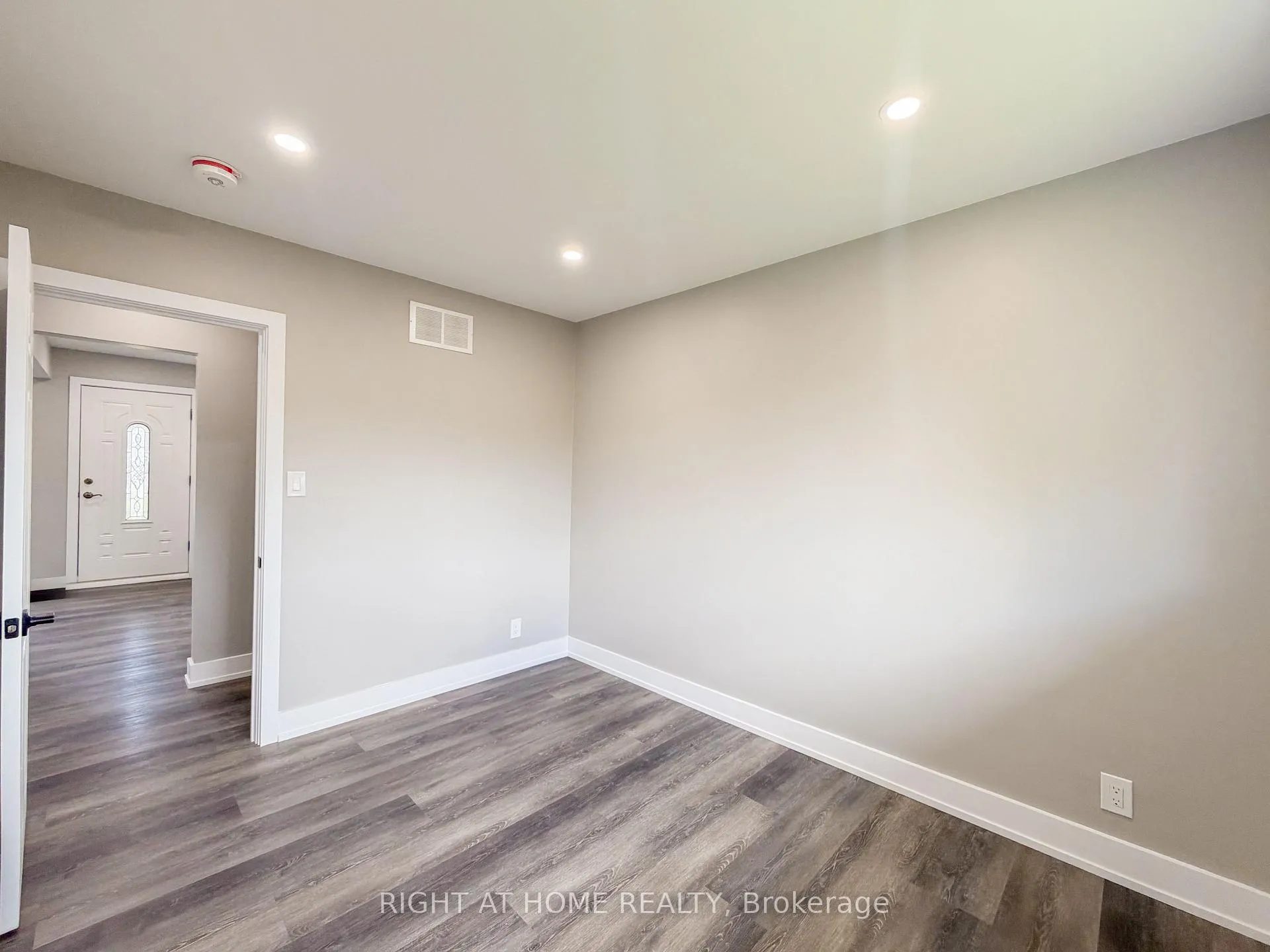 Photo 15 of Unit Upper, 298 Dover Street, Oshawa, Eastdale — HOMEH