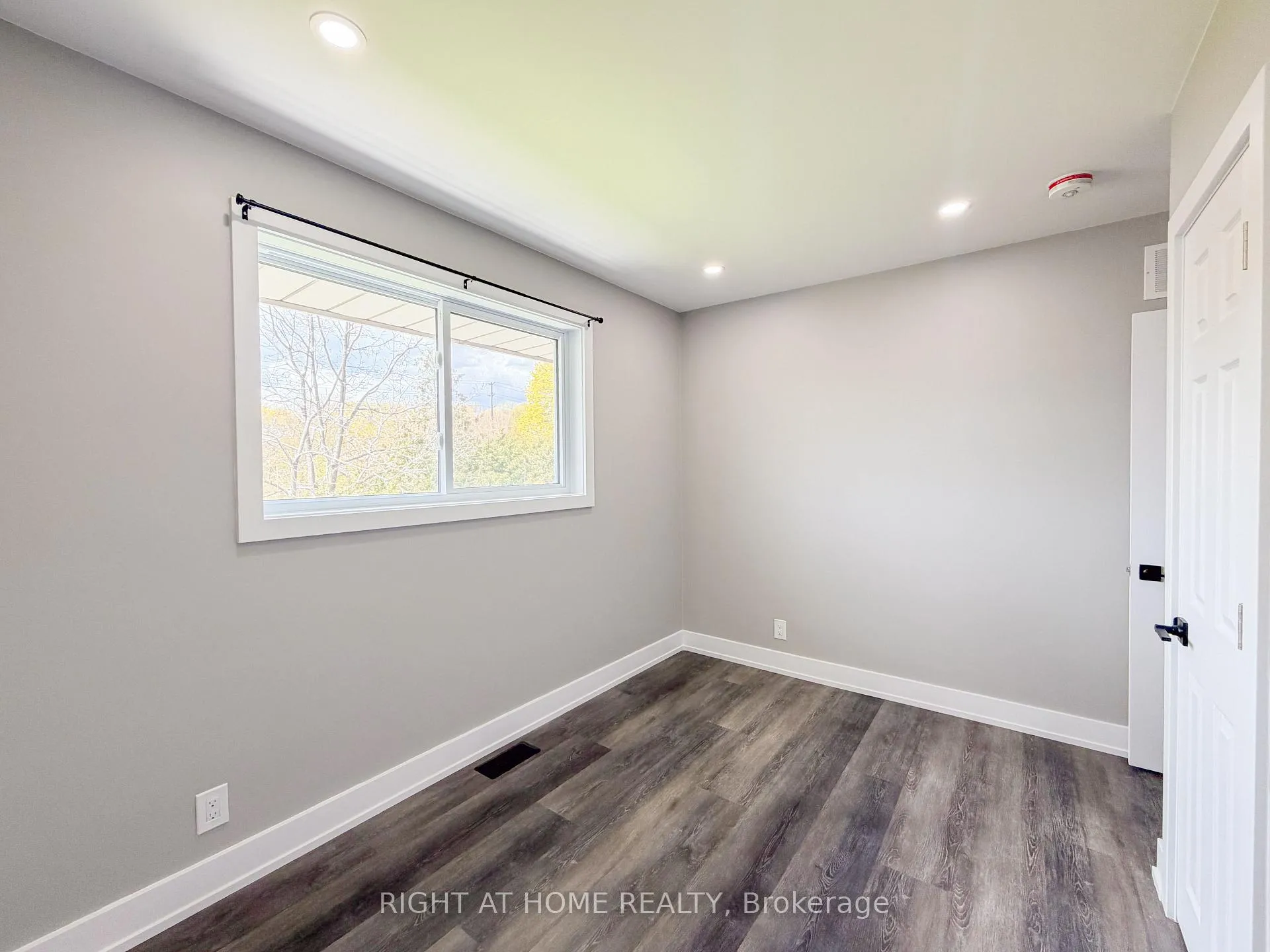 Photo 21 of Unit Upper, 298 Dover Street, Oshawa, Eastdale — HOMEH