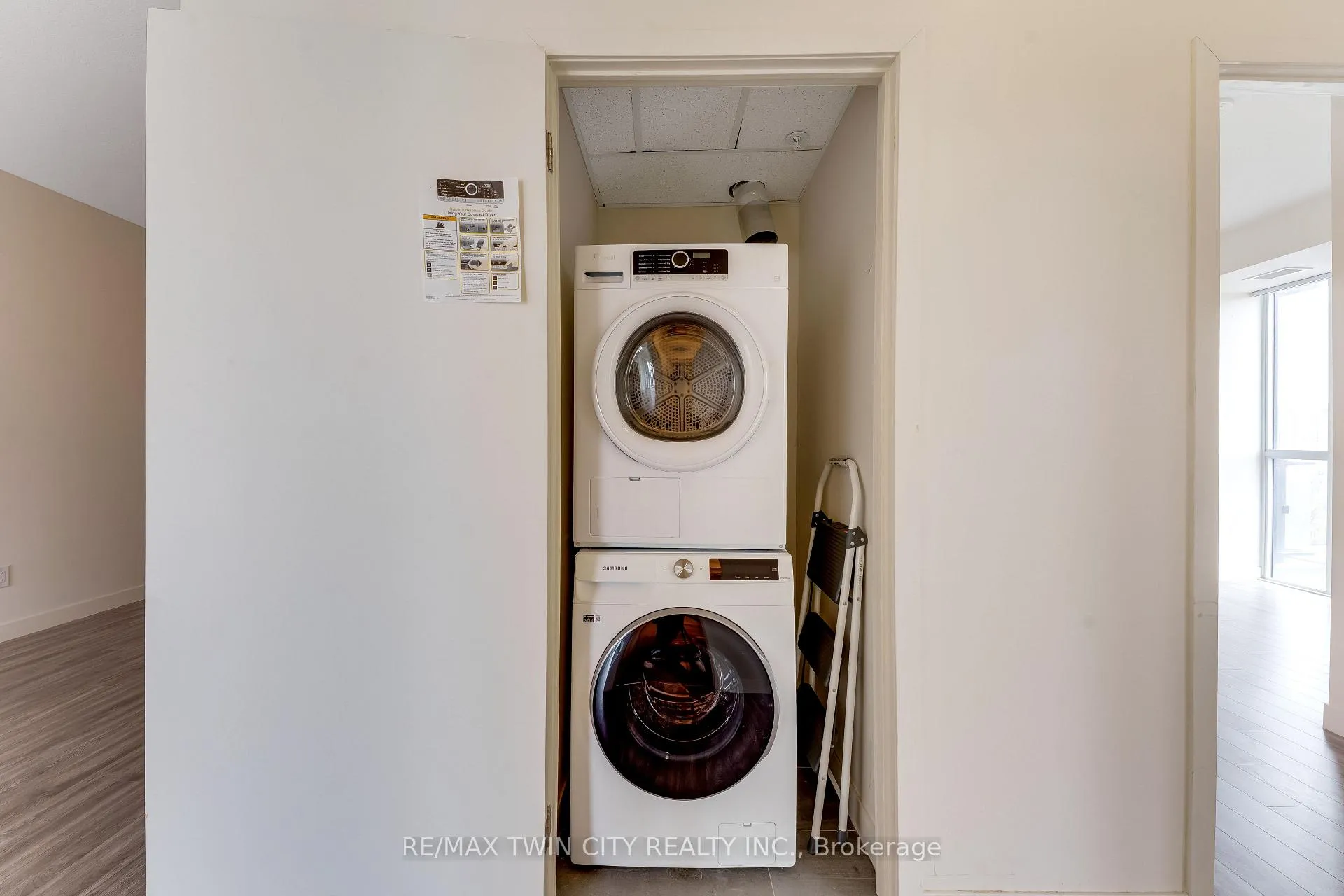 Photo 9 of Unit 904, 128 King Street N, Waterloo, Downtown Waterloo — HOMEH