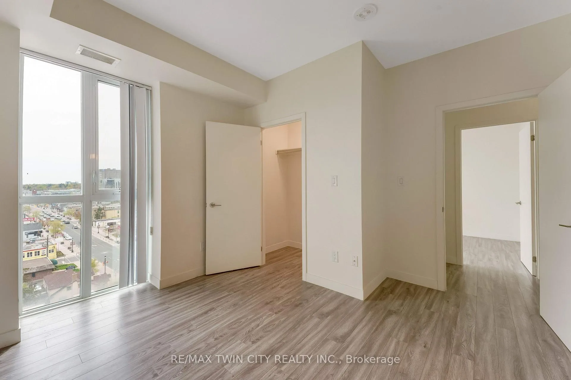 Photo 18 of Unit 904, 128 King Street N, Waterloo, Downtown Waterloo — HOMEH