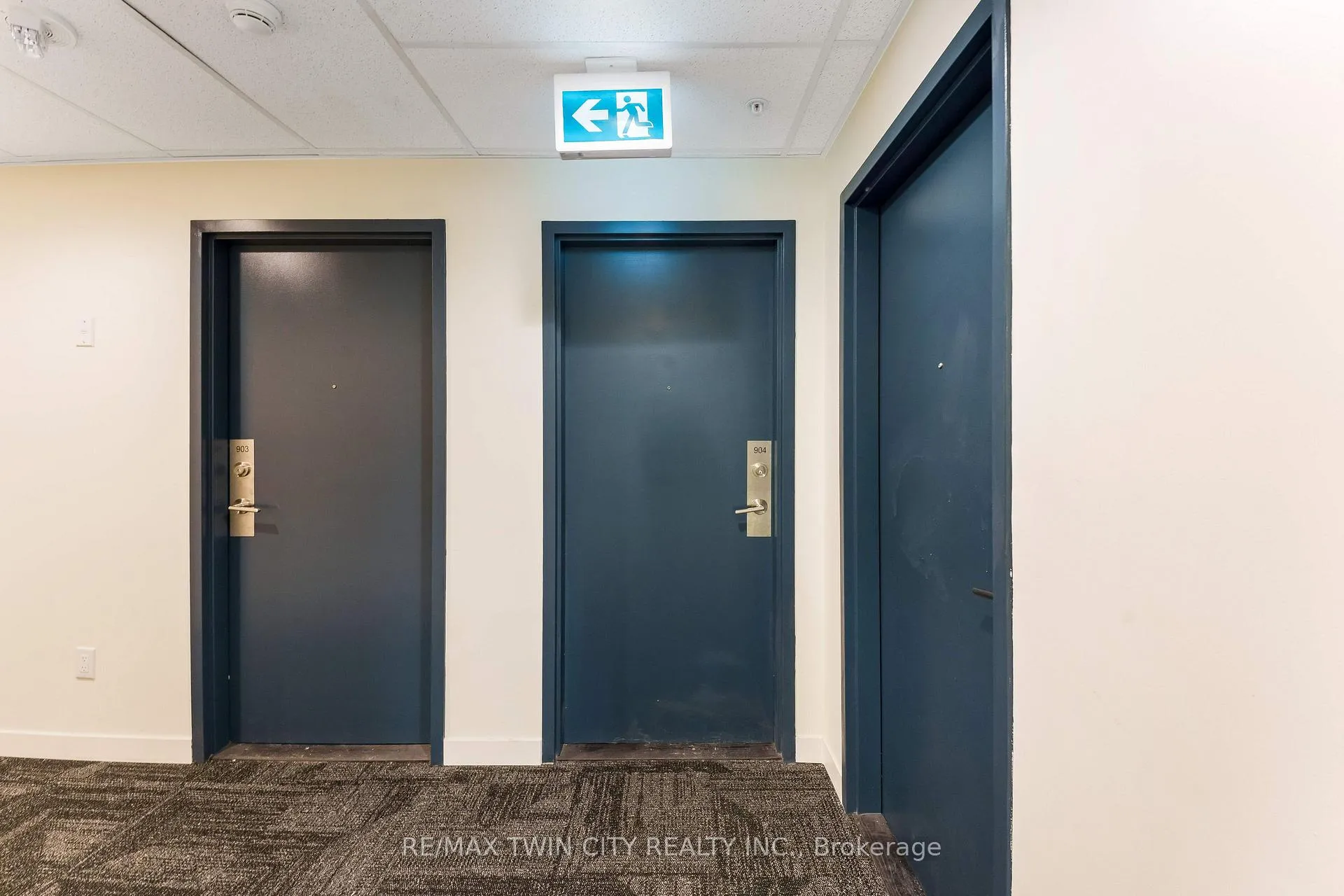 Photo 26 of Unit 904, 128 King Street N, Waterloo, Downtown Waterloo — HOMEH