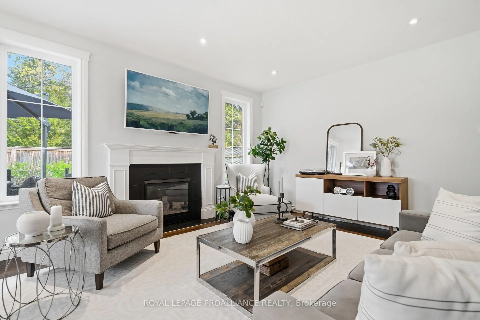 Photo 4 of 14 Rosslyn Drive, Brighton — HOMEH