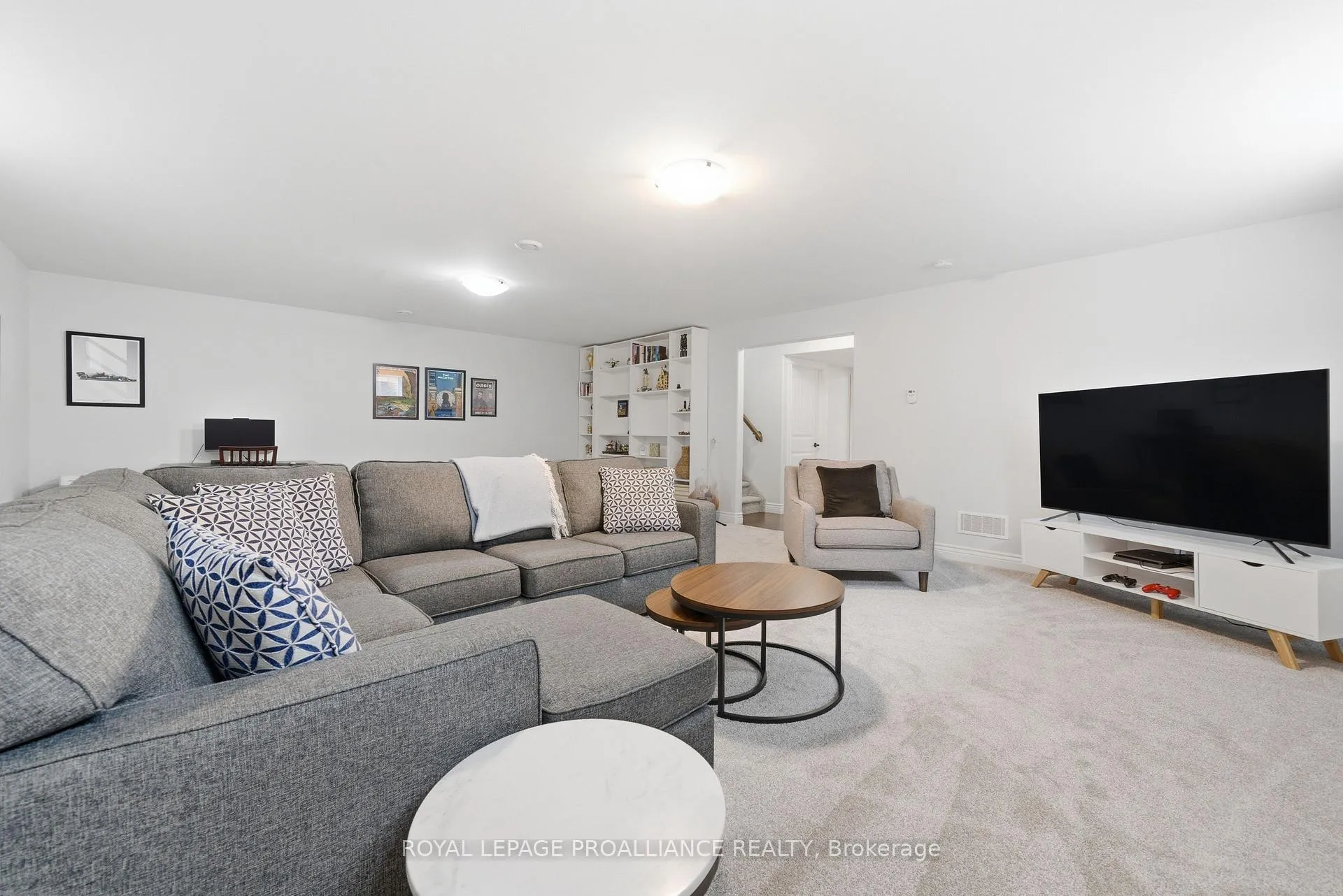 Photo 21 of 14 Rosslyn Drive, Brighton — HOMEH