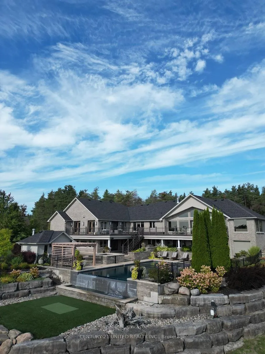 Front of 7 Maplehill Drive