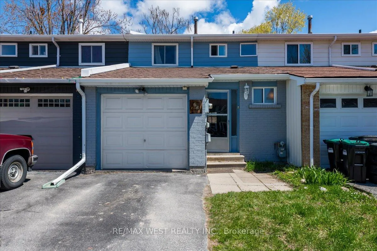 Photo 18 of 68 Chaucer Crescent, Barrie, Letitia Heights — HOMEH