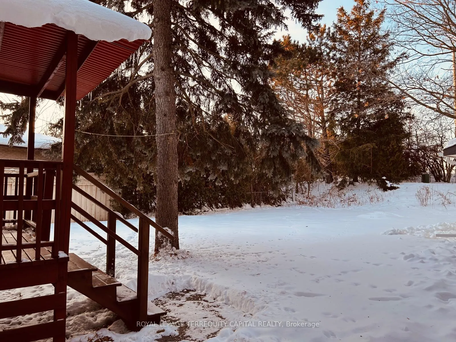 Photo 9 of Unit Upper, 38 Bernick Drive, Barrie, Grove East — HOMEH