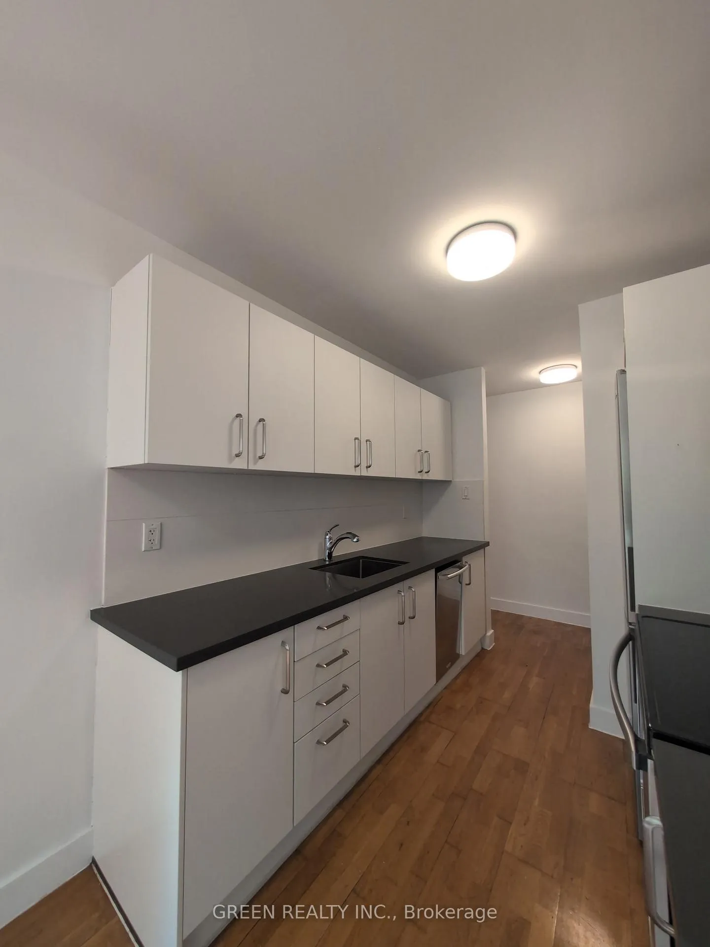 Photo 2 of Unit 204, 7 Stag Hill Drive, Toronto, O'Connor-Parkview — HOMEH