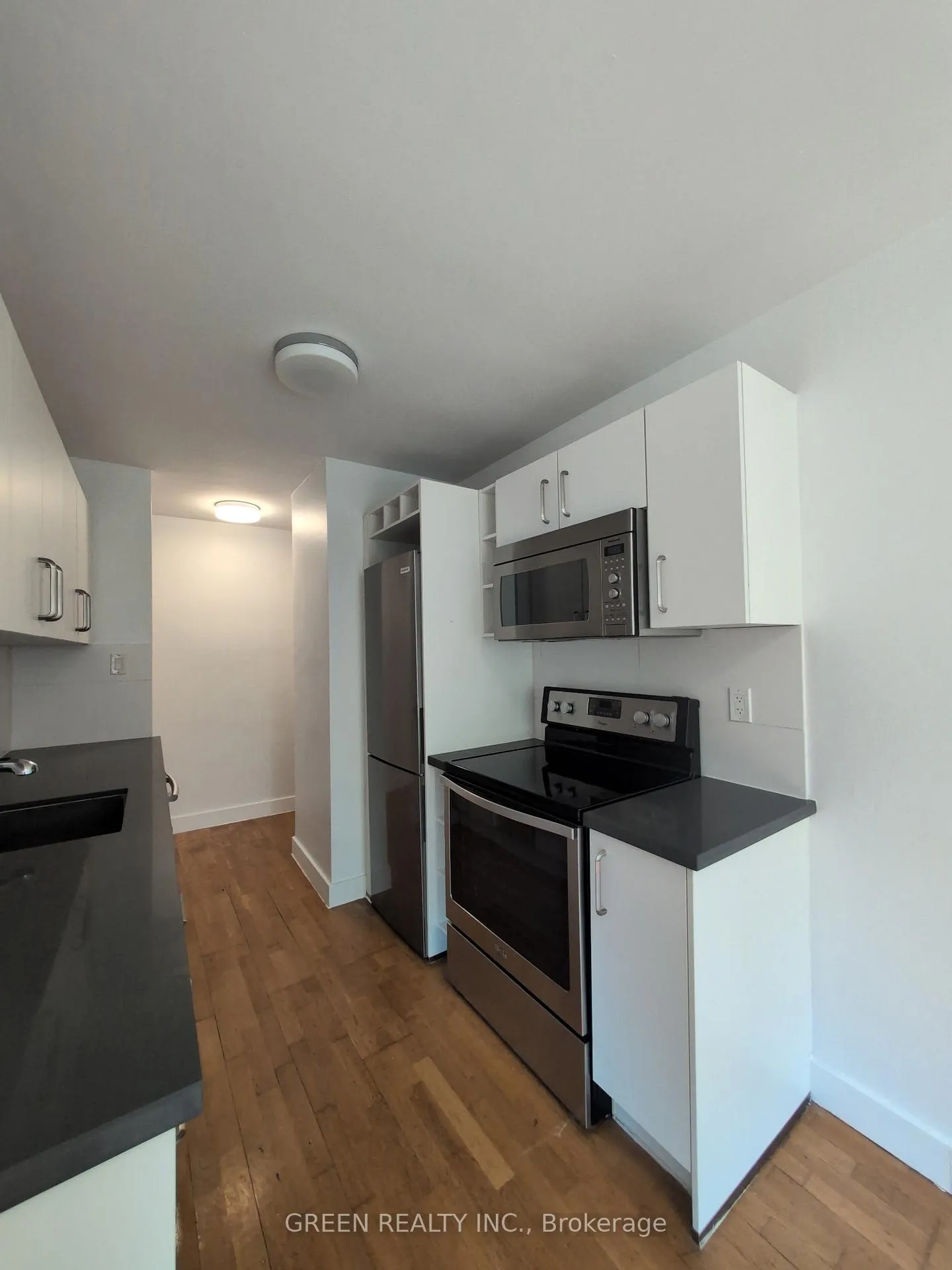 Photo 3 of Unit 204, 7 Stag Hill Drive, Toronto, O'Connor-Parkview — HOMEH