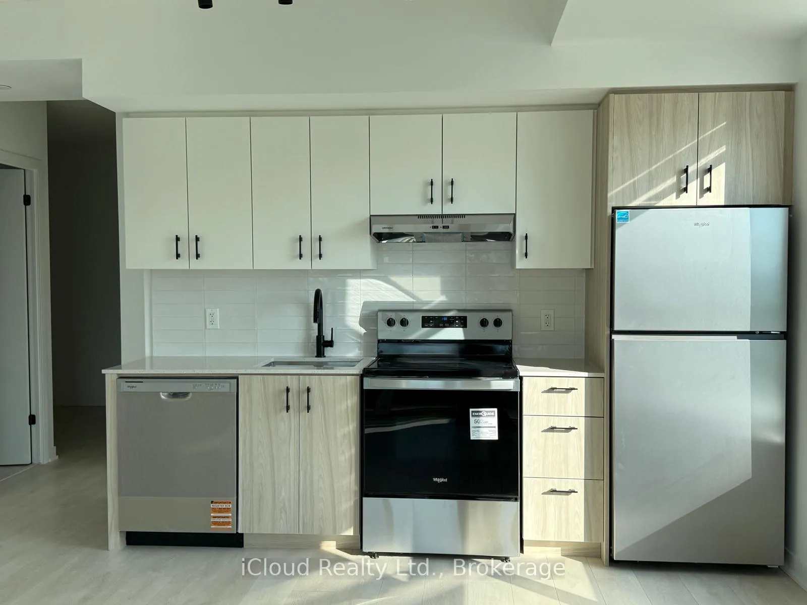 Photo 17 of Unit D211, 4878 Powers Common, Burlington, Appleby — HOMEH