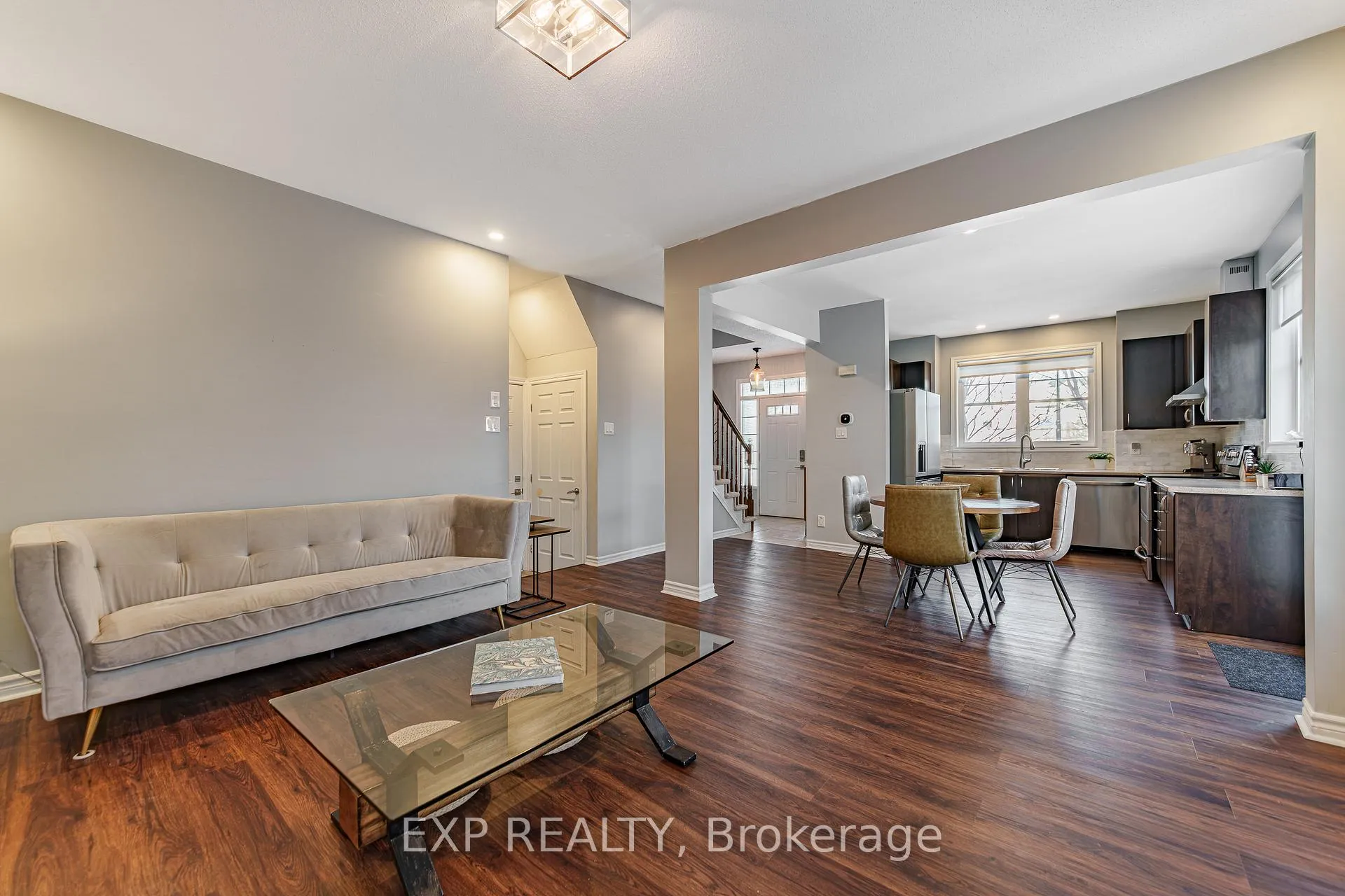 Photo 8 of 601 Rosehill Avenue, Ottawa, Stittsville (North) — HOMEH