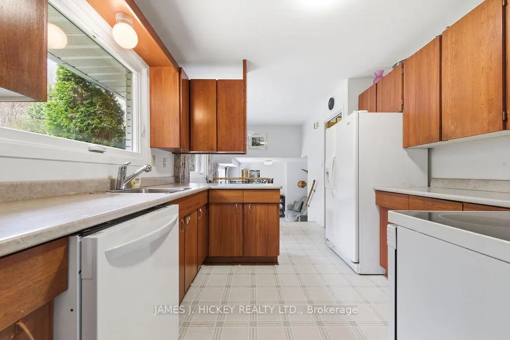 Photo 17 of 250 Thomas Street, Deep River — HOMEH
