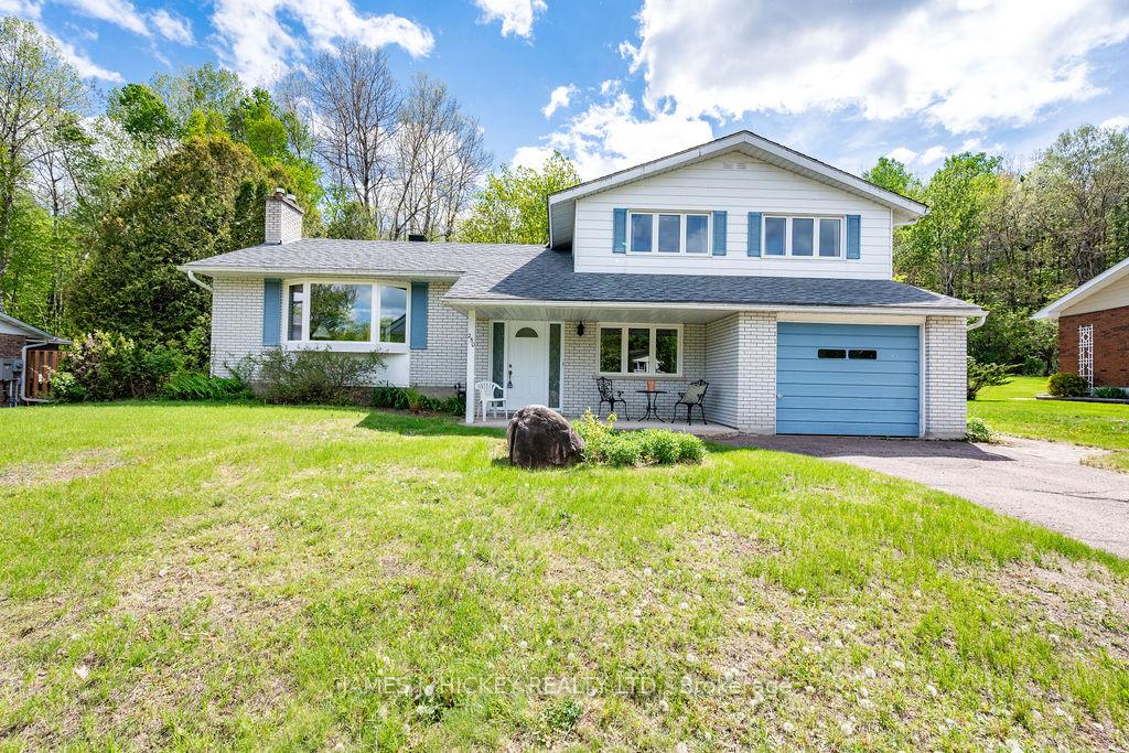 Photo 2 of 250 Thomas Street, Deep River — HOMEH