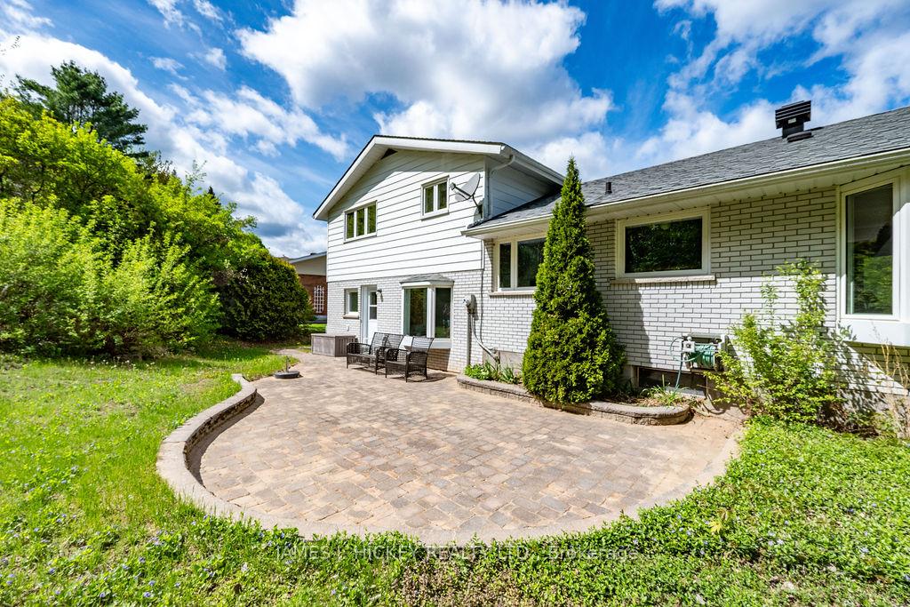 Photo 6 of 250 Thomas Street, Deep River — HOMEH