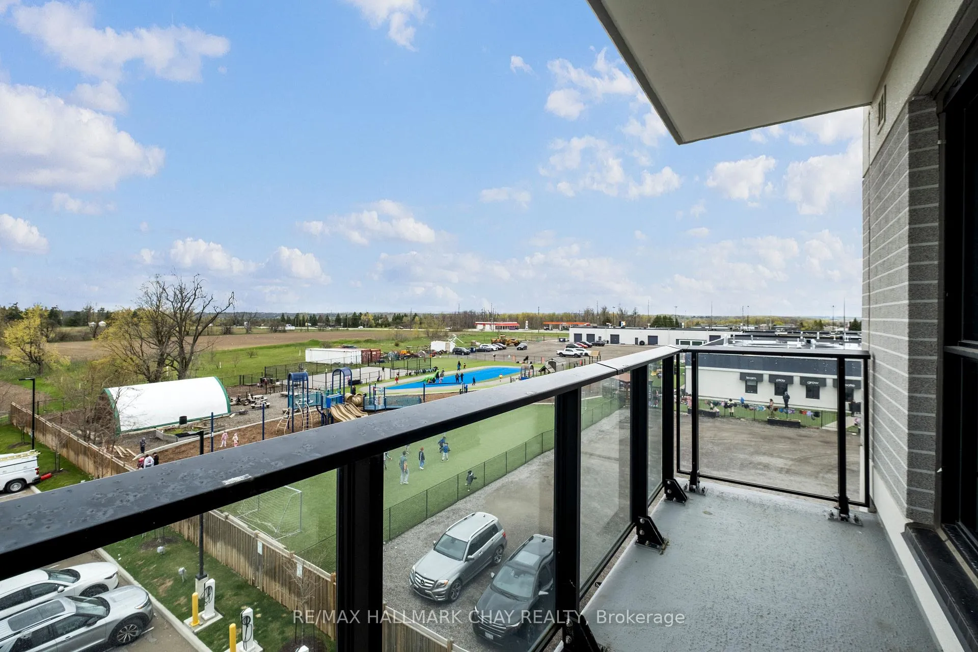 Photo 25 of Unit 411, 30 Hanmer Street W, Barrie, West Bayfield — HOMEH
