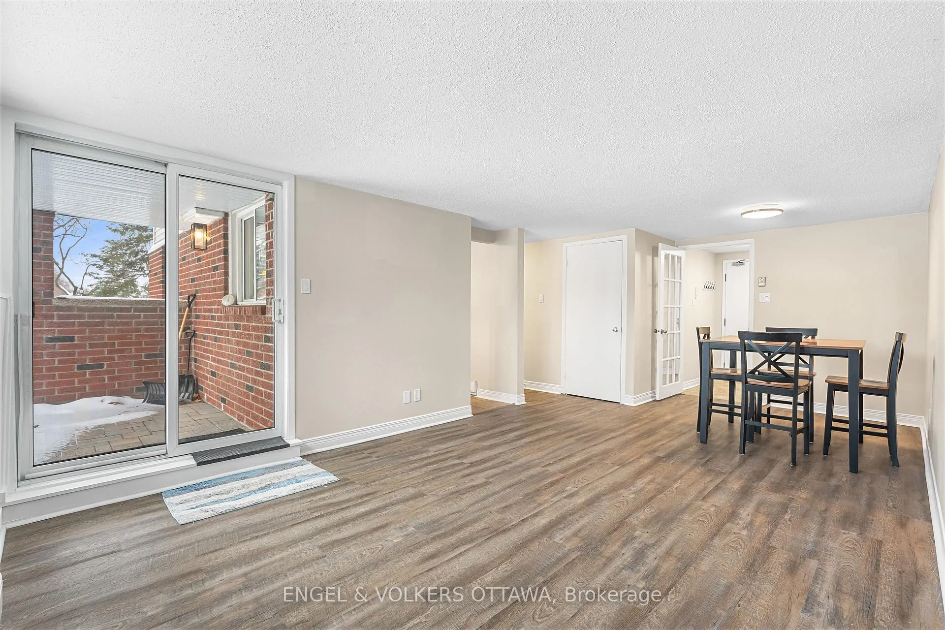 Photo 10 of Unit 109, 6532 Bilberry Drive, Ottawa, Orleans Wood — HOMEH