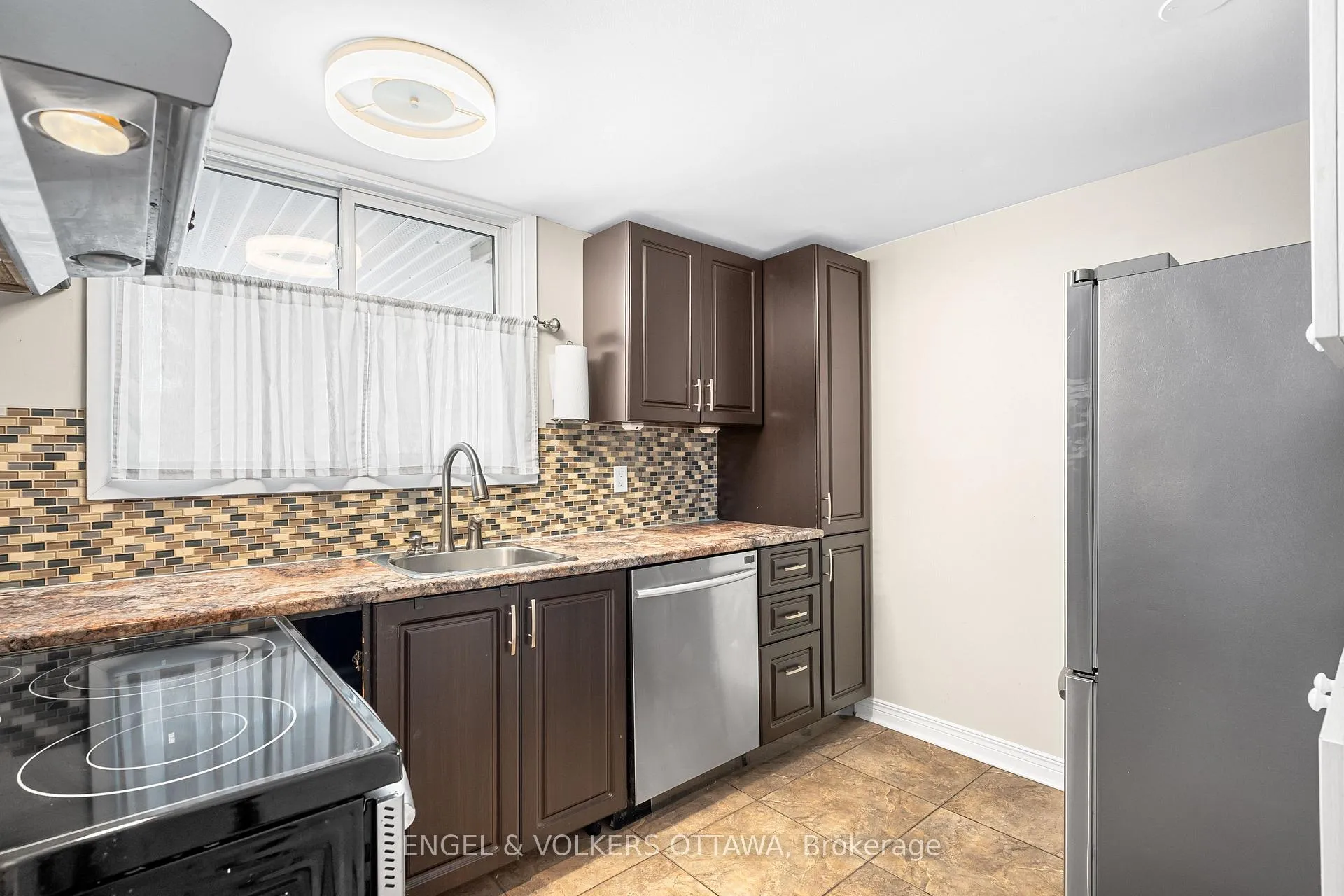 Photo 12 of Unit 109, 6532 Bilberry Drive, Ottawa, Orleans Wood — HOMEH