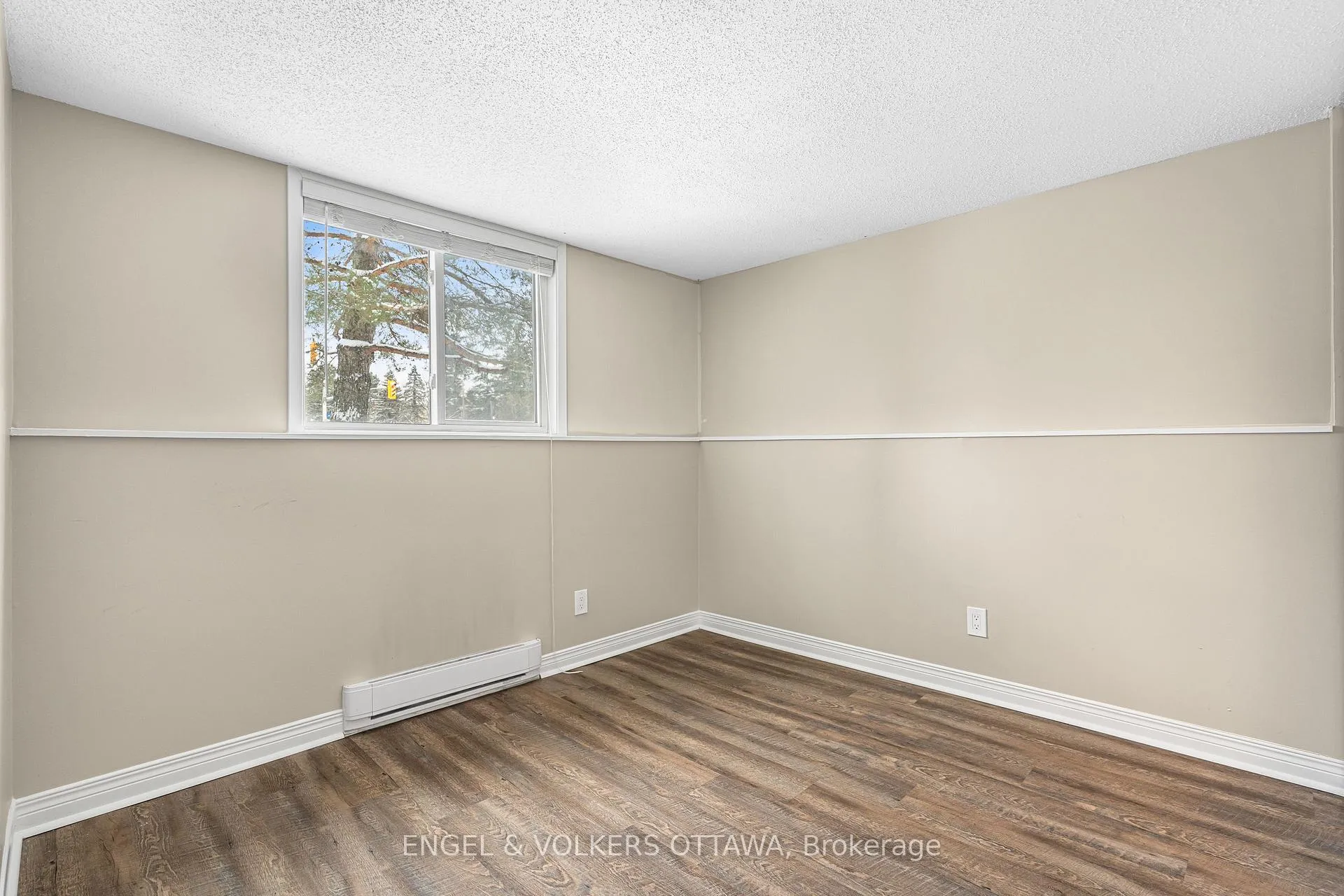 Photo 20 of Unit 109, 6532 Bilberry Drive, Ottawa, Orleans Wood — HOMEH