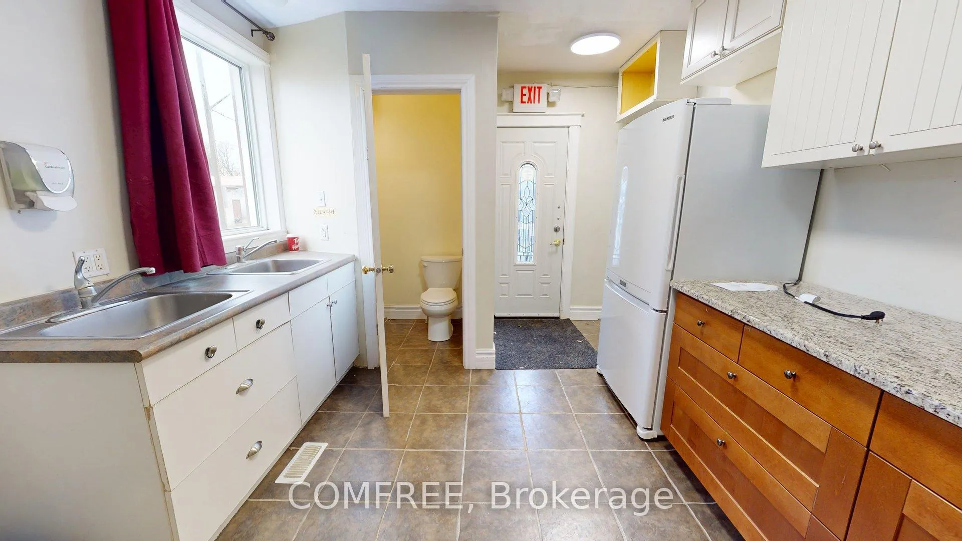 Photo 6 of 1405 King Street E, Cambridge, Preston Centre — HOMEH