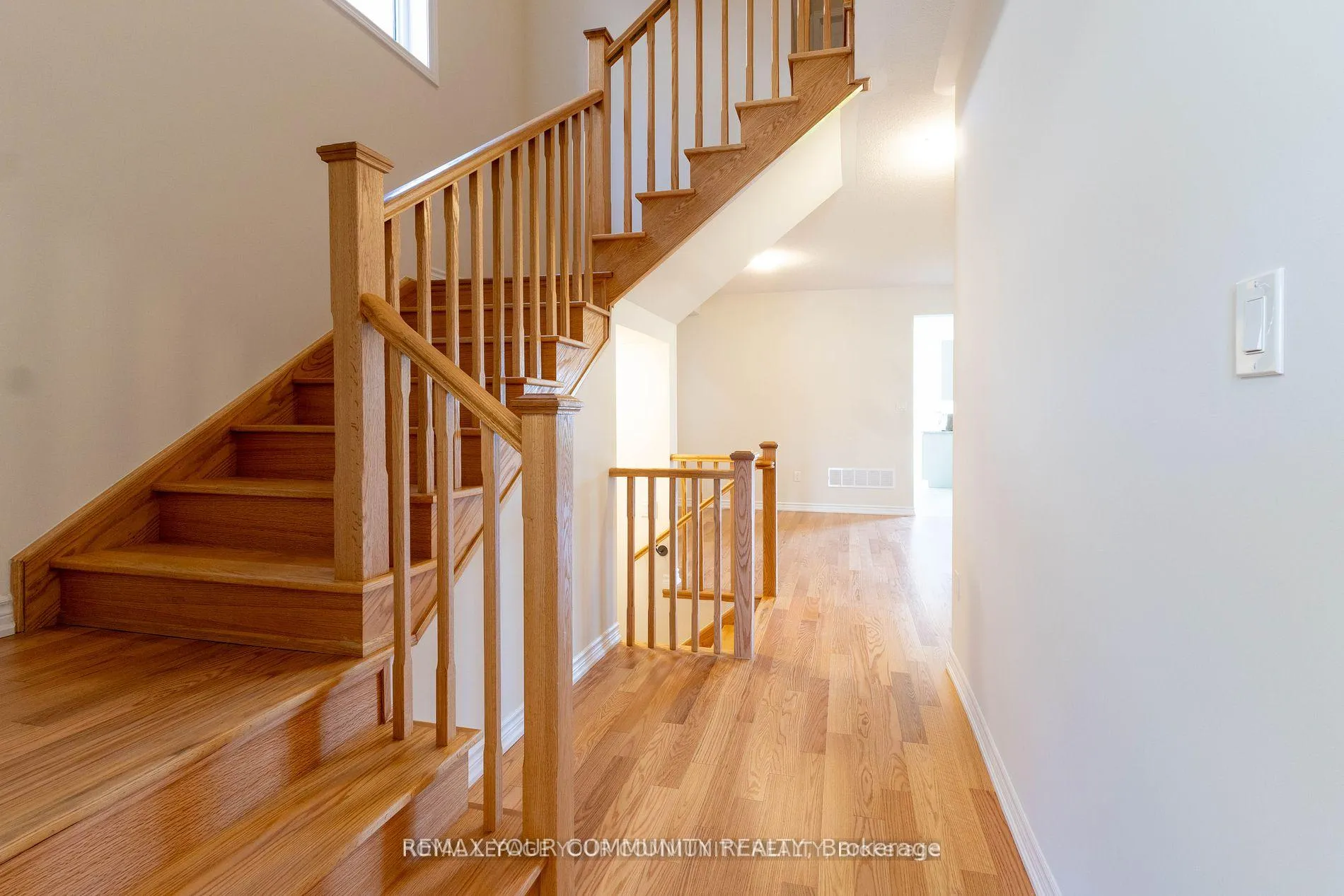 Photo 9 of 43 Tweedhill Avenue, Caledon, Rural Caledon — HOMEH