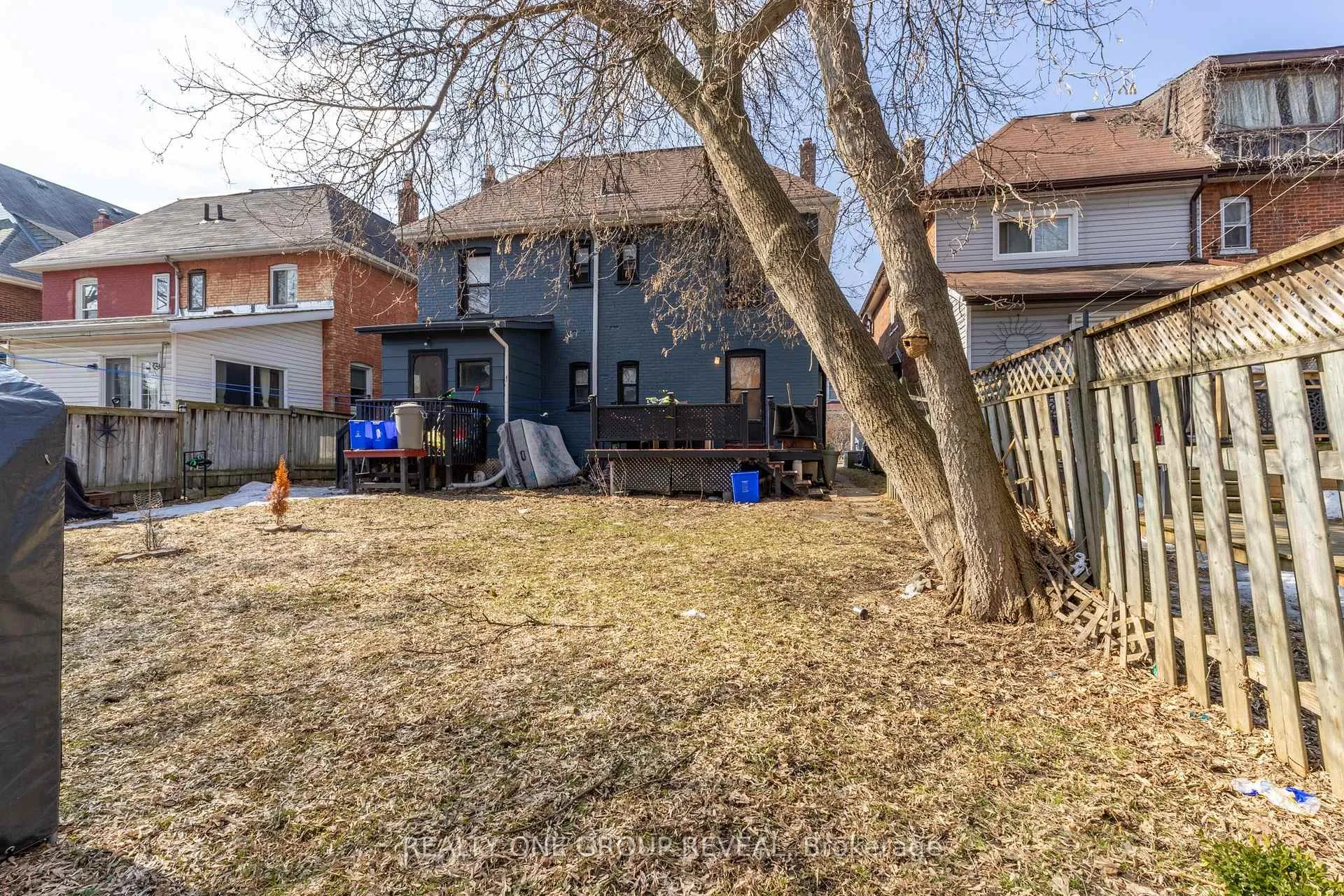 Photo 2 of 277 Jarvis Street, Oshawa, O'Neill — HOMEH