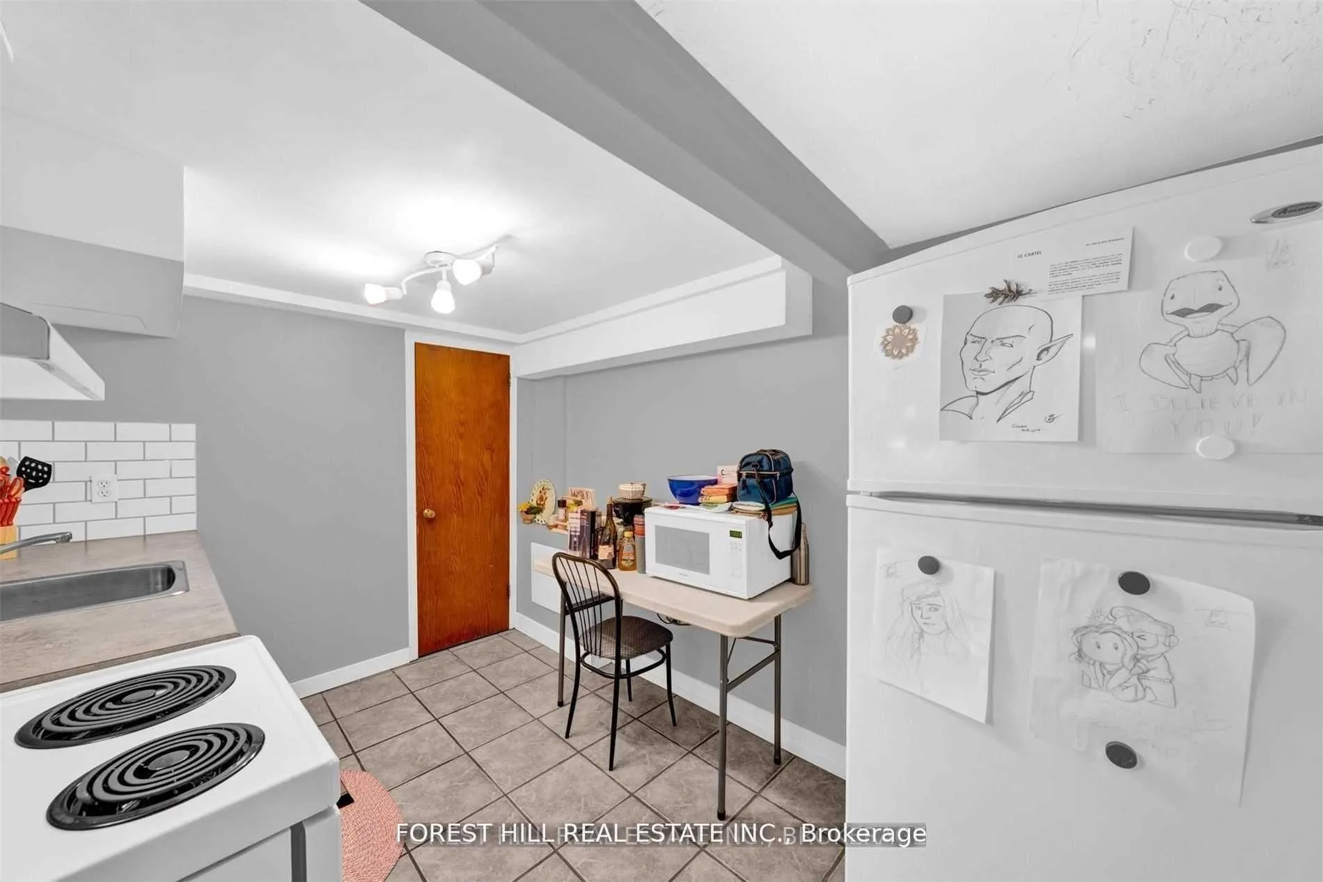 Photo 13 of Unit Lower, 996 Bayview Avenue, Toronto, Leaside — HOMEH