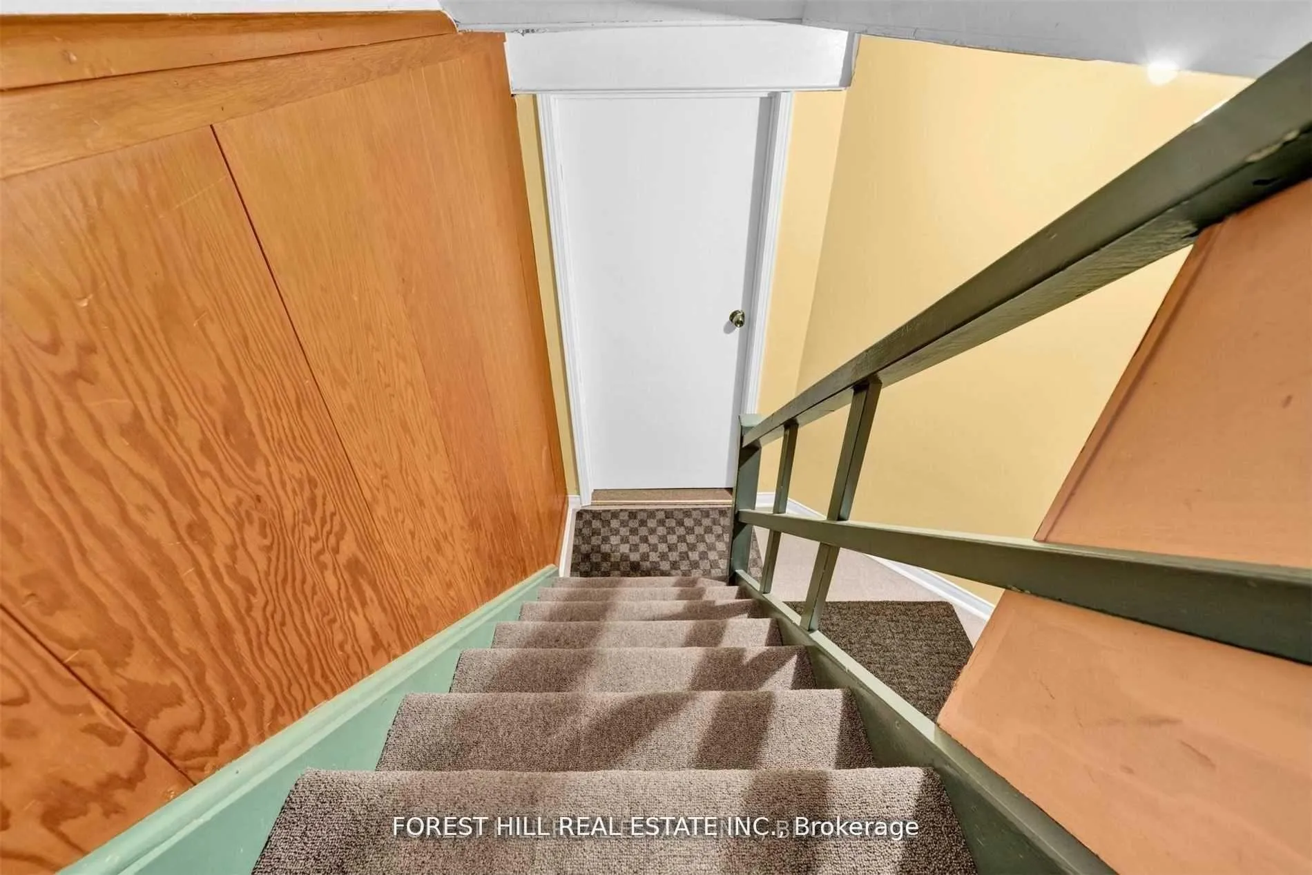 Photo 18 of Unit Lower, 996 Bayview Avenue, Toronto, Leaside — HOMEH