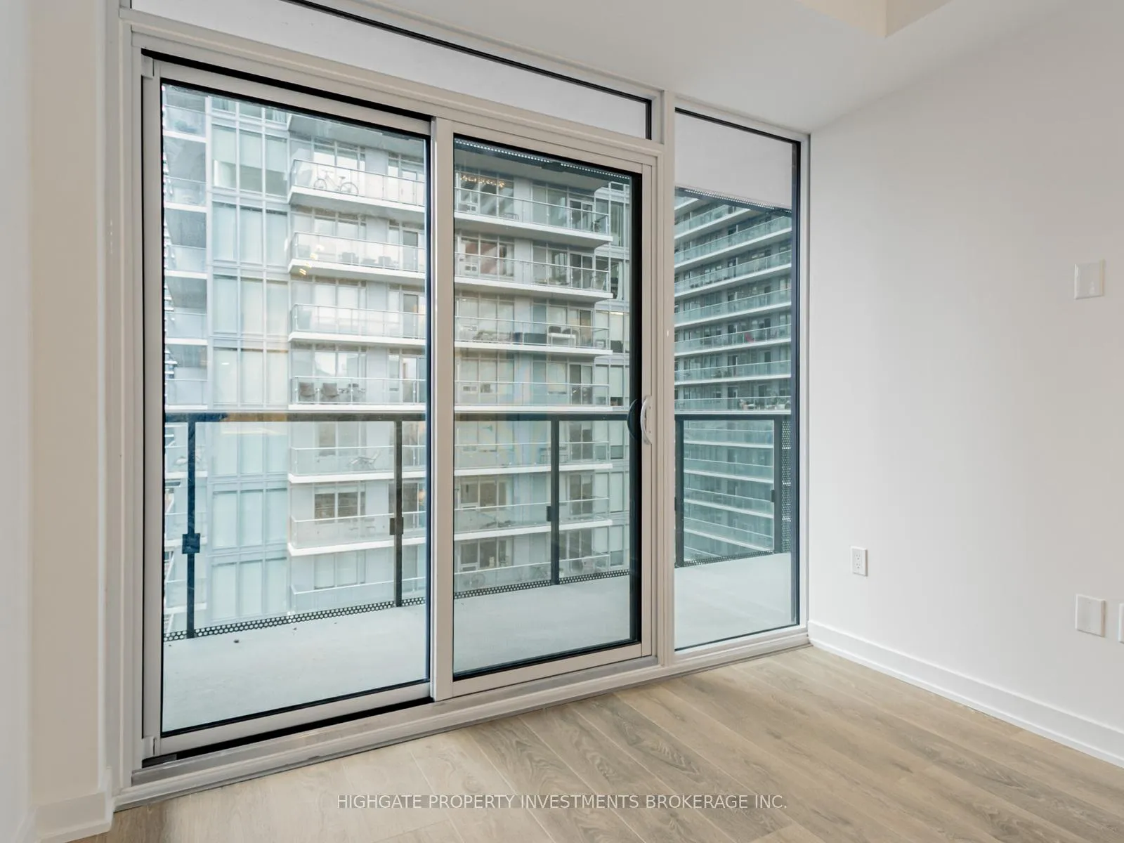 Photo 16 of Unit 1405, 127 Broadway Avenue, Toronto, Mount Pleasant West — HOMEH