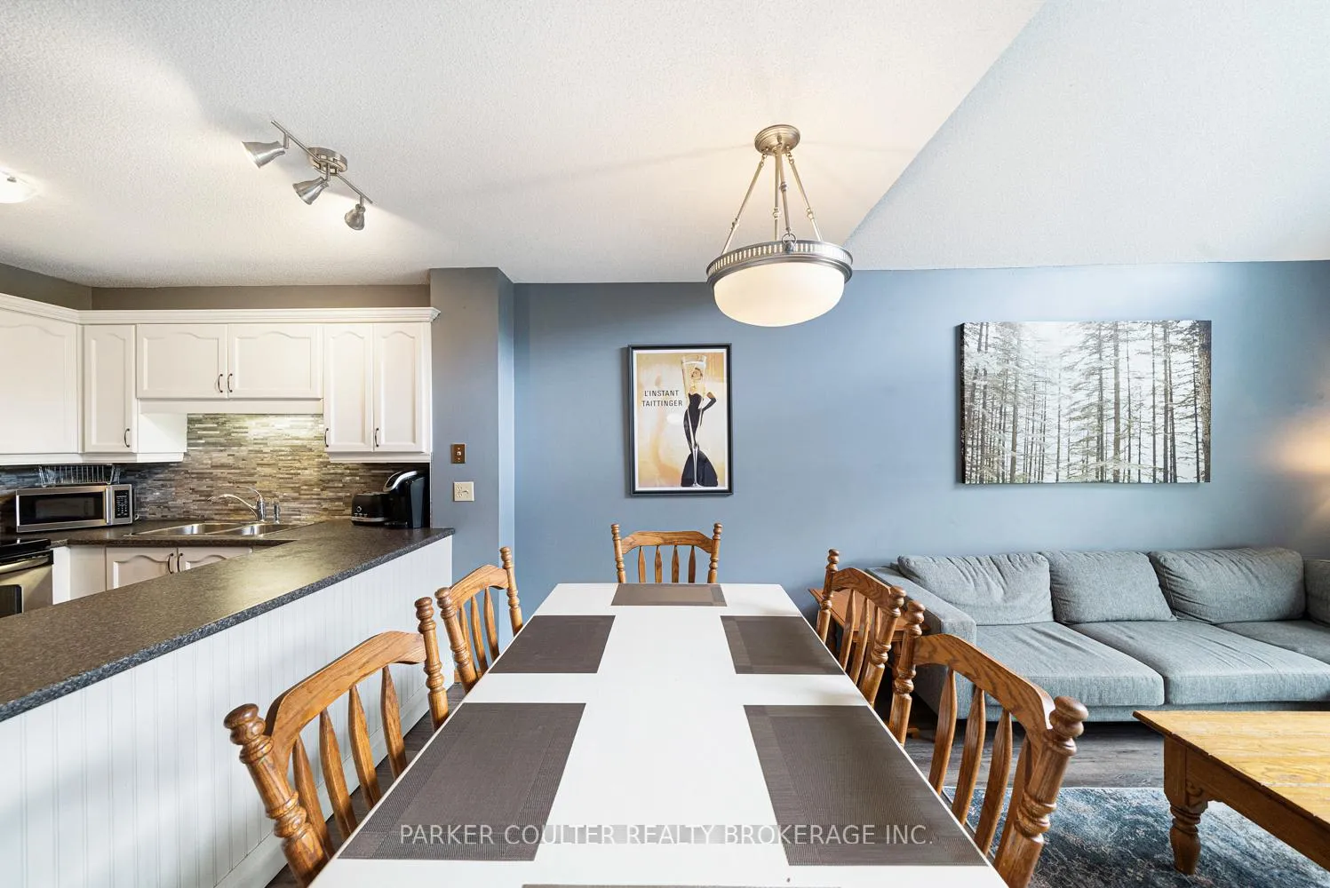 Photo 15 of Unit 15, 104 Kellie's Way, Blue Mountains — HOMEH