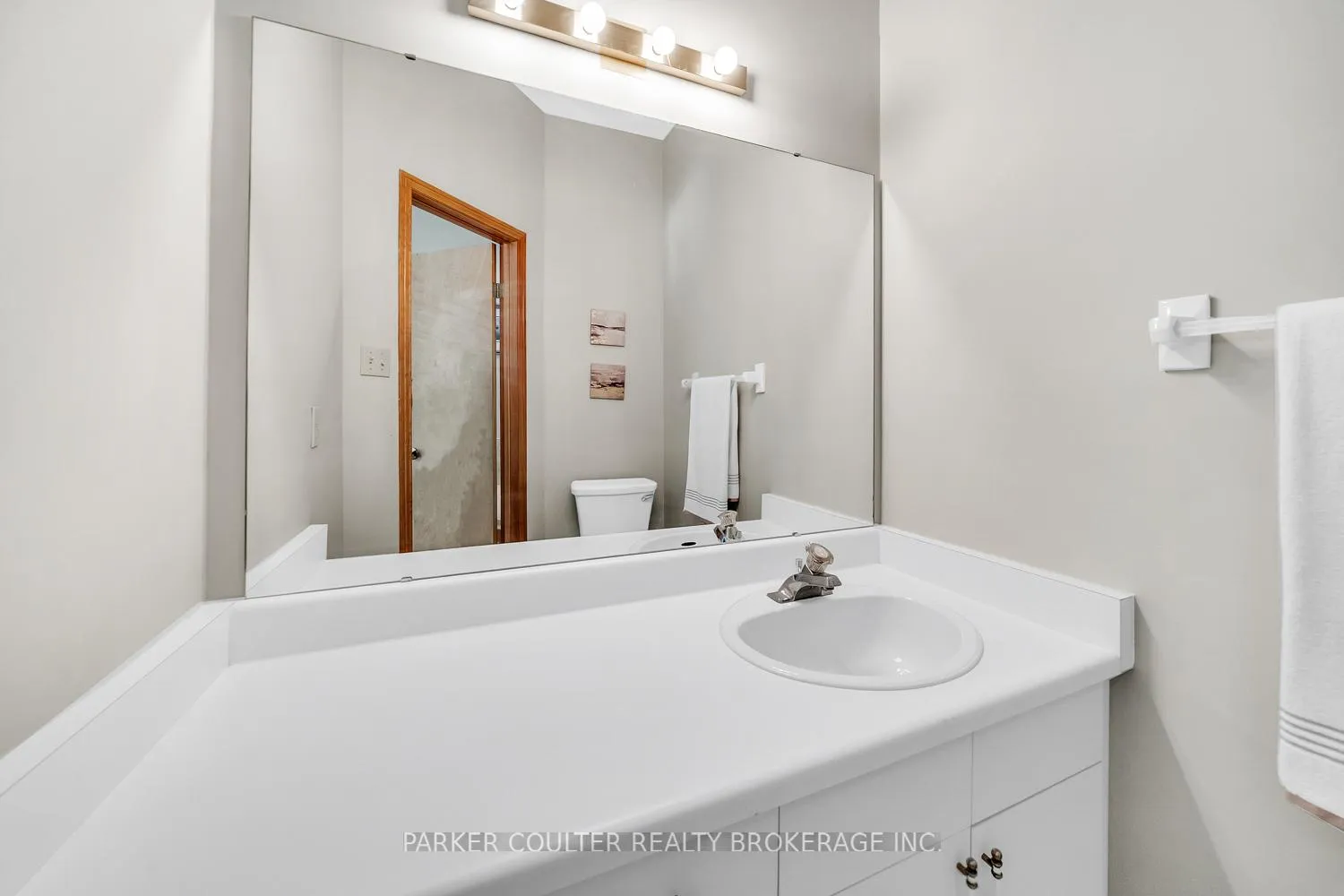 Photo 26 of Unit 15, 104 Kellie's Way, Blue Mountains — HOMEH