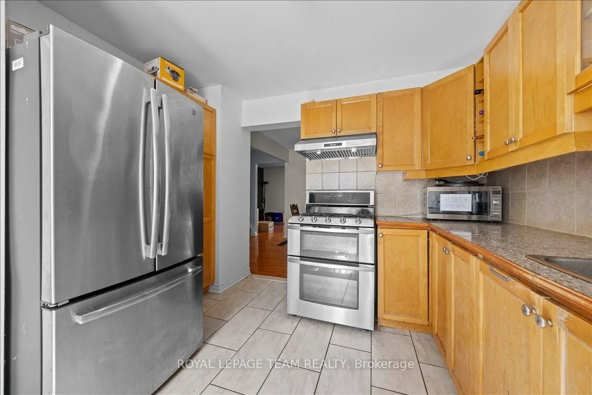Photo 7 of Unit 20, 3483 Mccarthy Road, Ottawa, Hunt Club — HOMEH