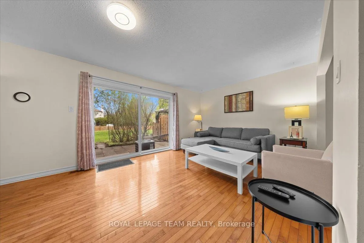 Photo 10 of Unit 20, 3483 Mccarthy Road, Ottawa, Hunt Club — HOMEH