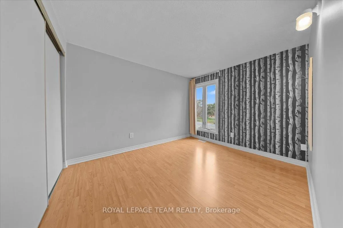 Photo 14 of Unit 20, 3483 Mccarthy Road, Ottawa, Hunt Club — HOMEH