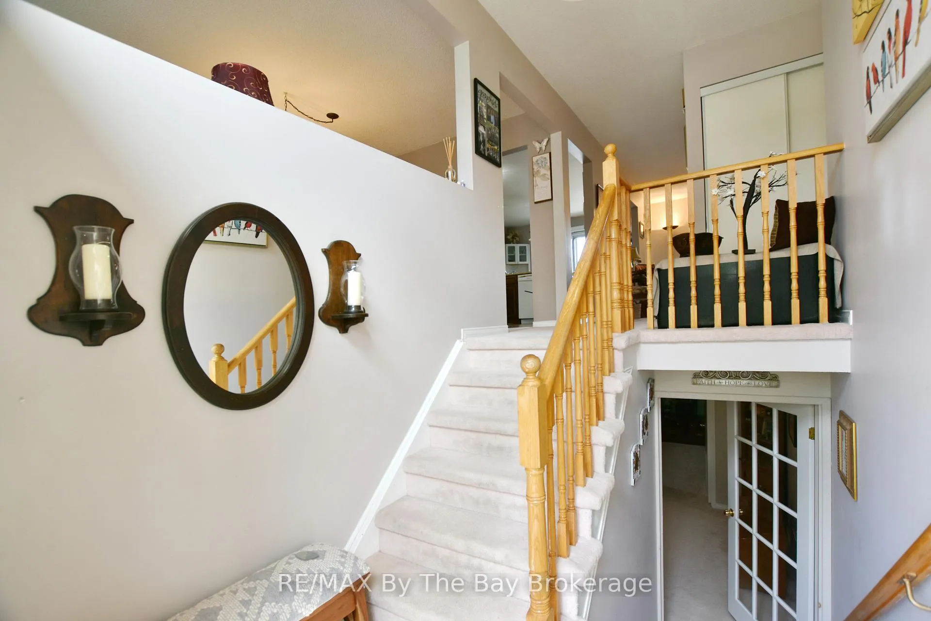 Photo 13 of 17 Acorn Crescent, Wasaga Beach — HOMEH