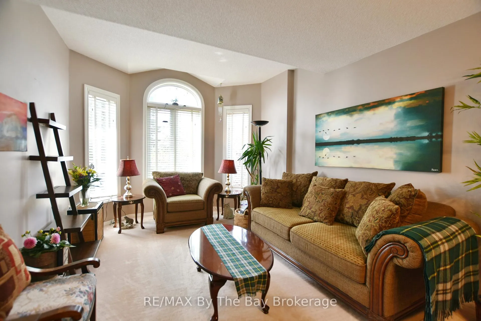 Photo 17 of 17 Acorn Crescent, Wasaga Beach — HOMEH