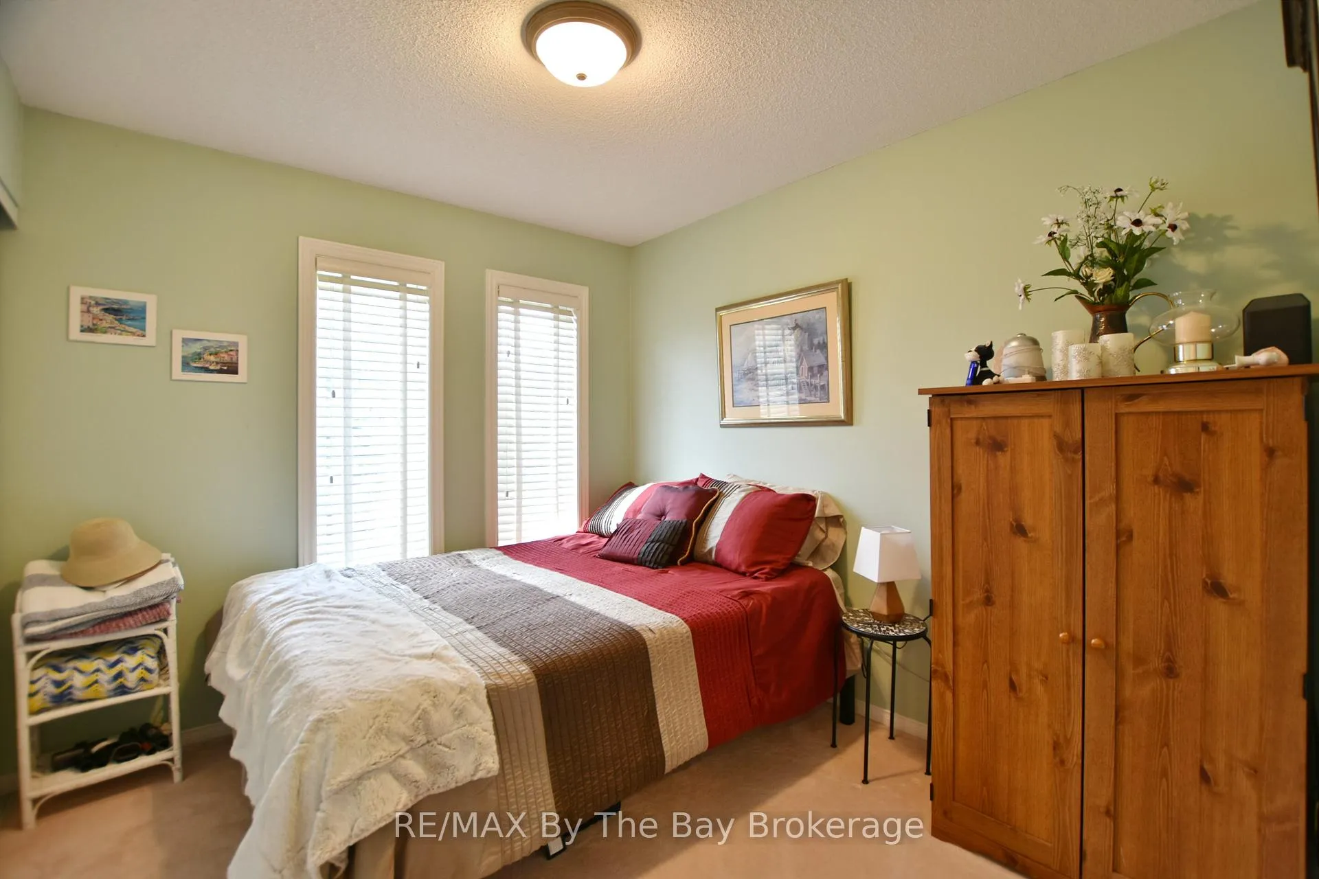 Photo 29 of 17 Acorn Crescent, Wasaga Beach — HOMEH