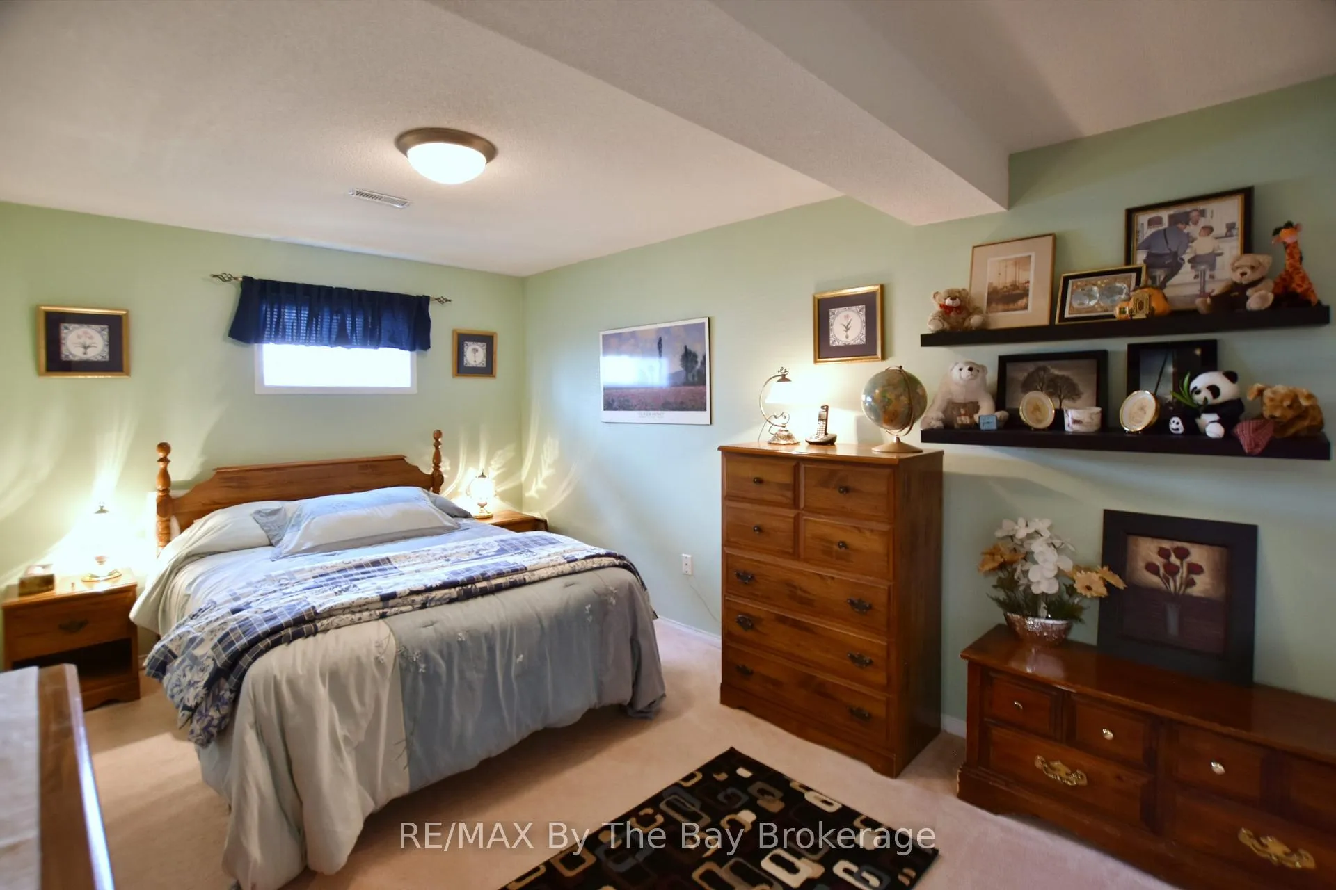 Photo 33 of 17 Acorn Crescent, Wasaga Beach — HOMEH