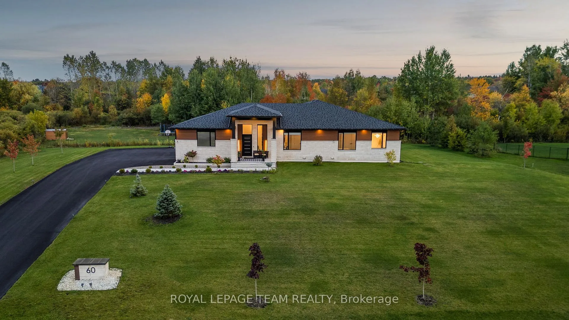 Photo 1 of 60 Synergy Way, Ottawa, Kanata - Kanata (North West) — HOMEH