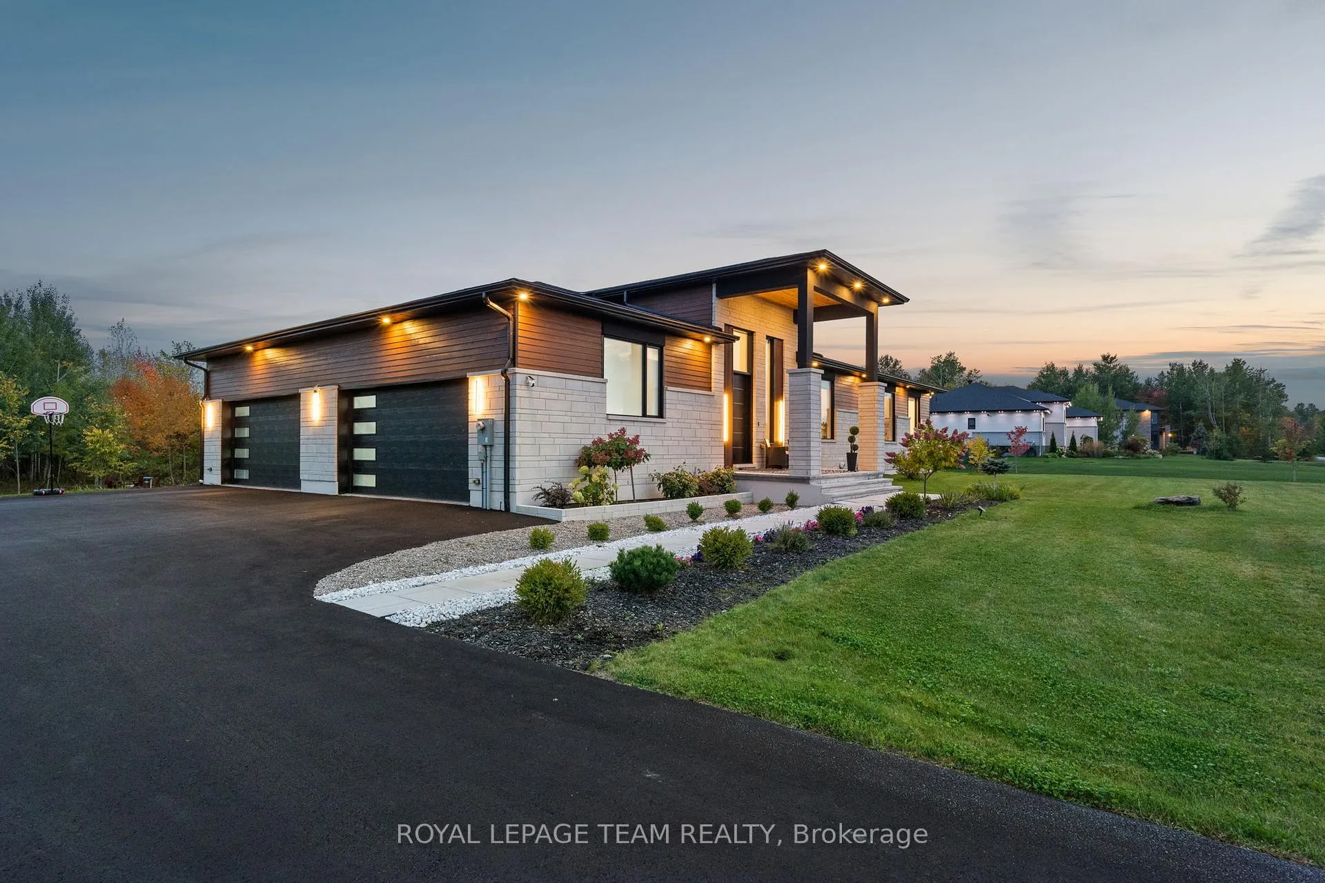 Photo 4 of 60 Synergy Way, Ottawa, Kanata - Kanata (North West) — HOMEH