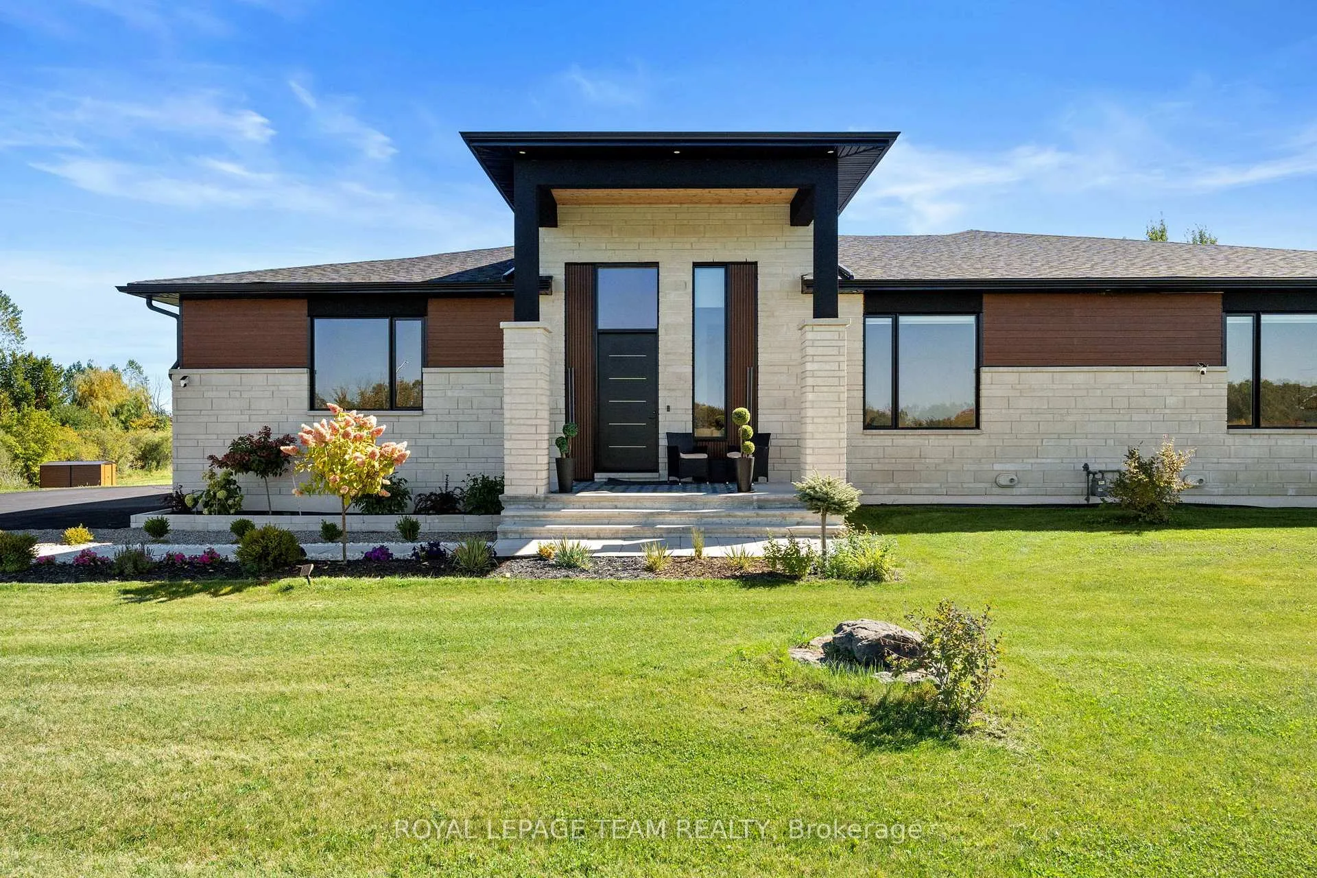 Photo 7 of 60 Synergy Way, Ottawa, Kanata - Kanata (North West) — HOMEH